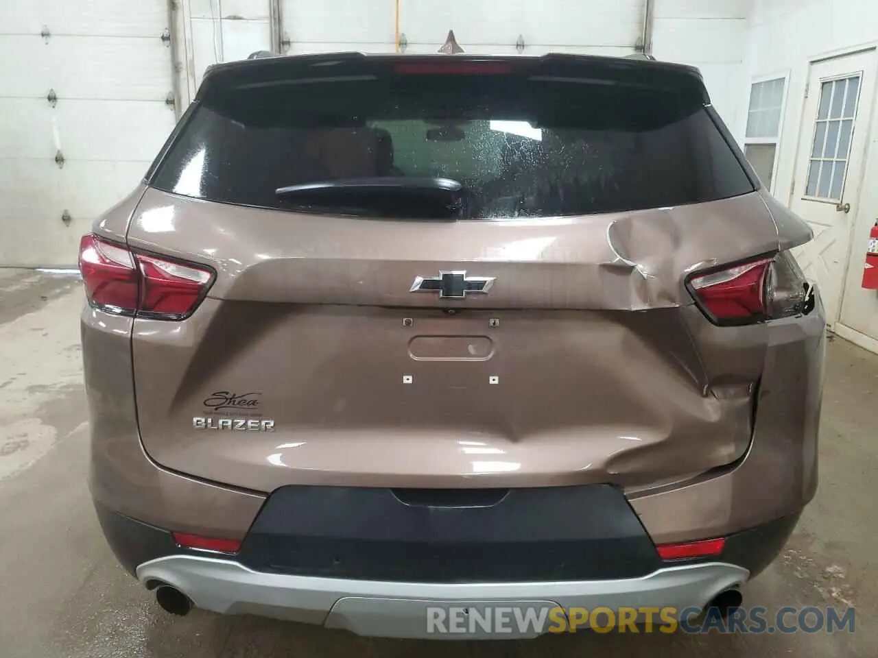 6 Photograph of a damaged car 3GNKBBRA7KS643751 CHEVROLET BLAZER 2019