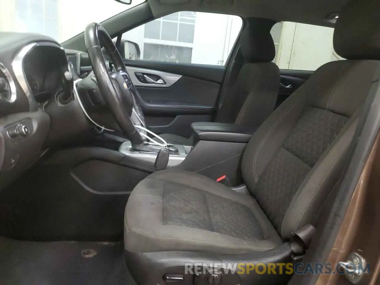 7 Photograph of a damaged car 3GNKBBRA7KS643751 CHEVROLET BLAZER 2019