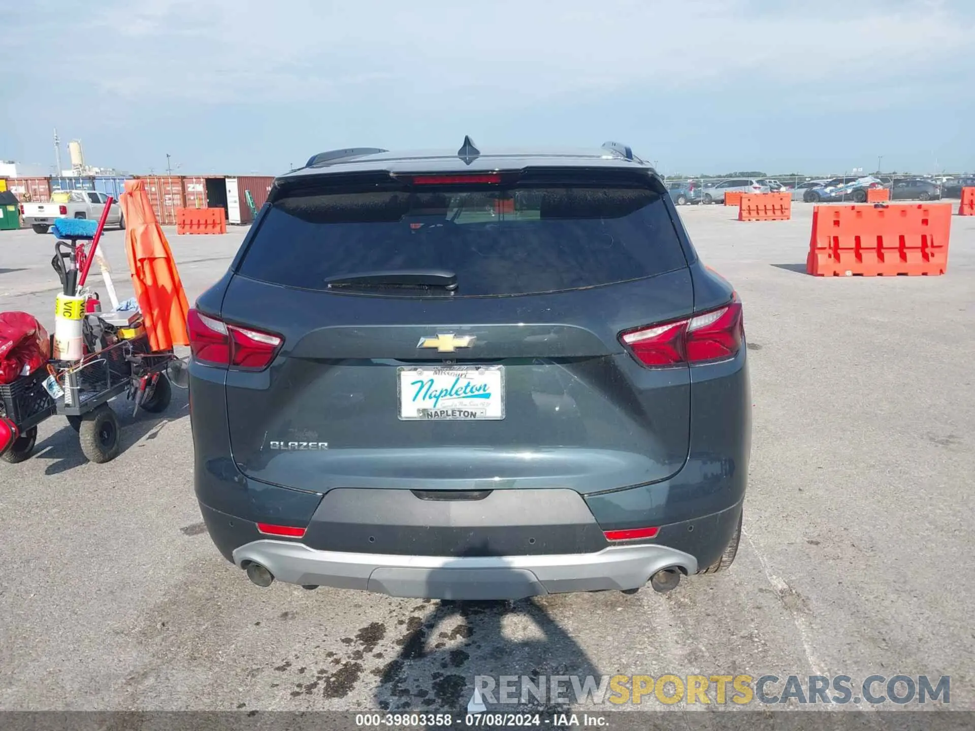 16 Photograph of a damaged car 3GNKBBRA7KS683098 CHEVROLET BLAZER 2019