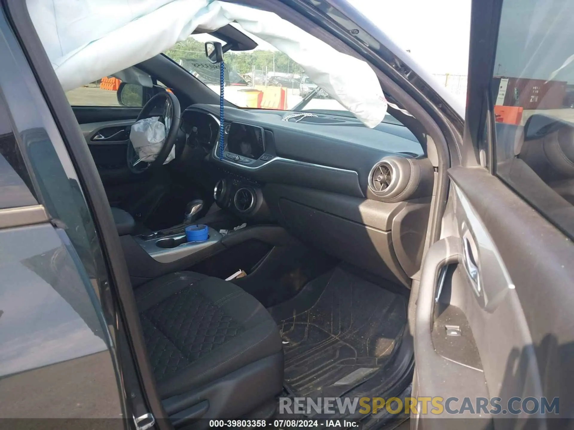 5 Photograph of a damaged car 3GNKBBRA7KS683098 CHEVROLET BLAZER 2019