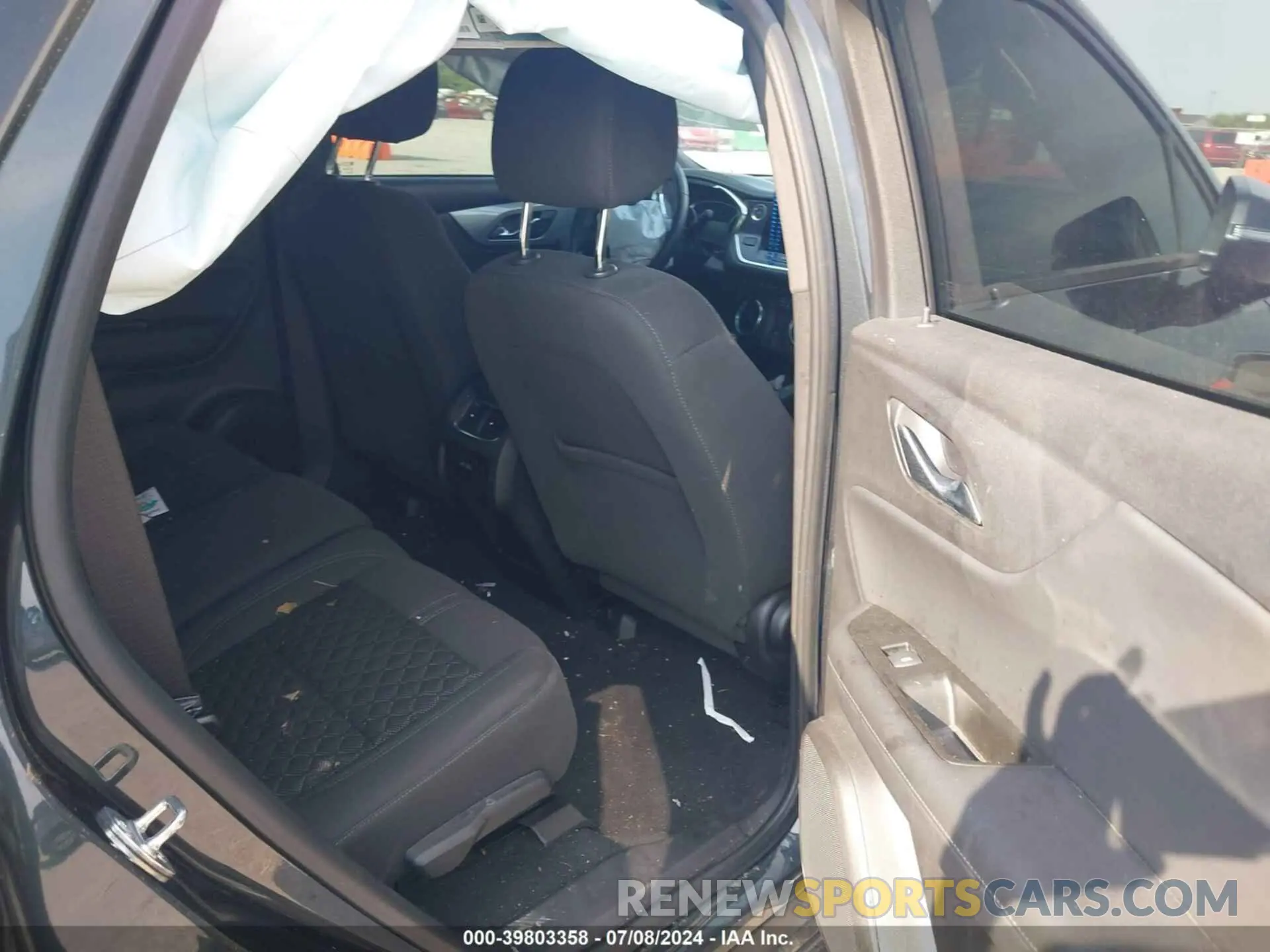 8 Photograph of a damaged car 3GNKBBRA7KS683098 CHEVROLET BLAZER 2019
