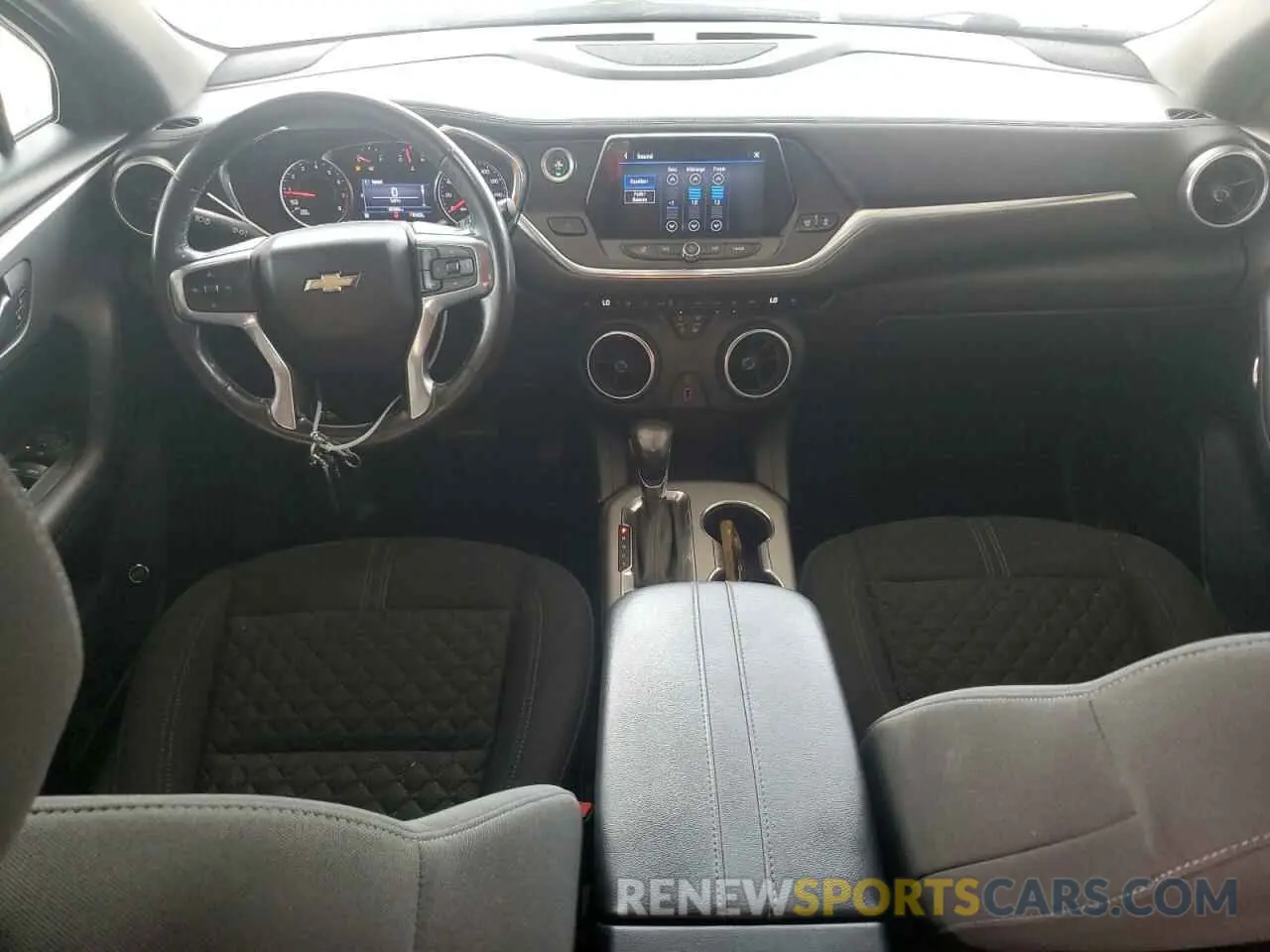 8 Photograph of a damaged car 3GNKBBRA7KS688270 CHEVROLET BLAZER 2019