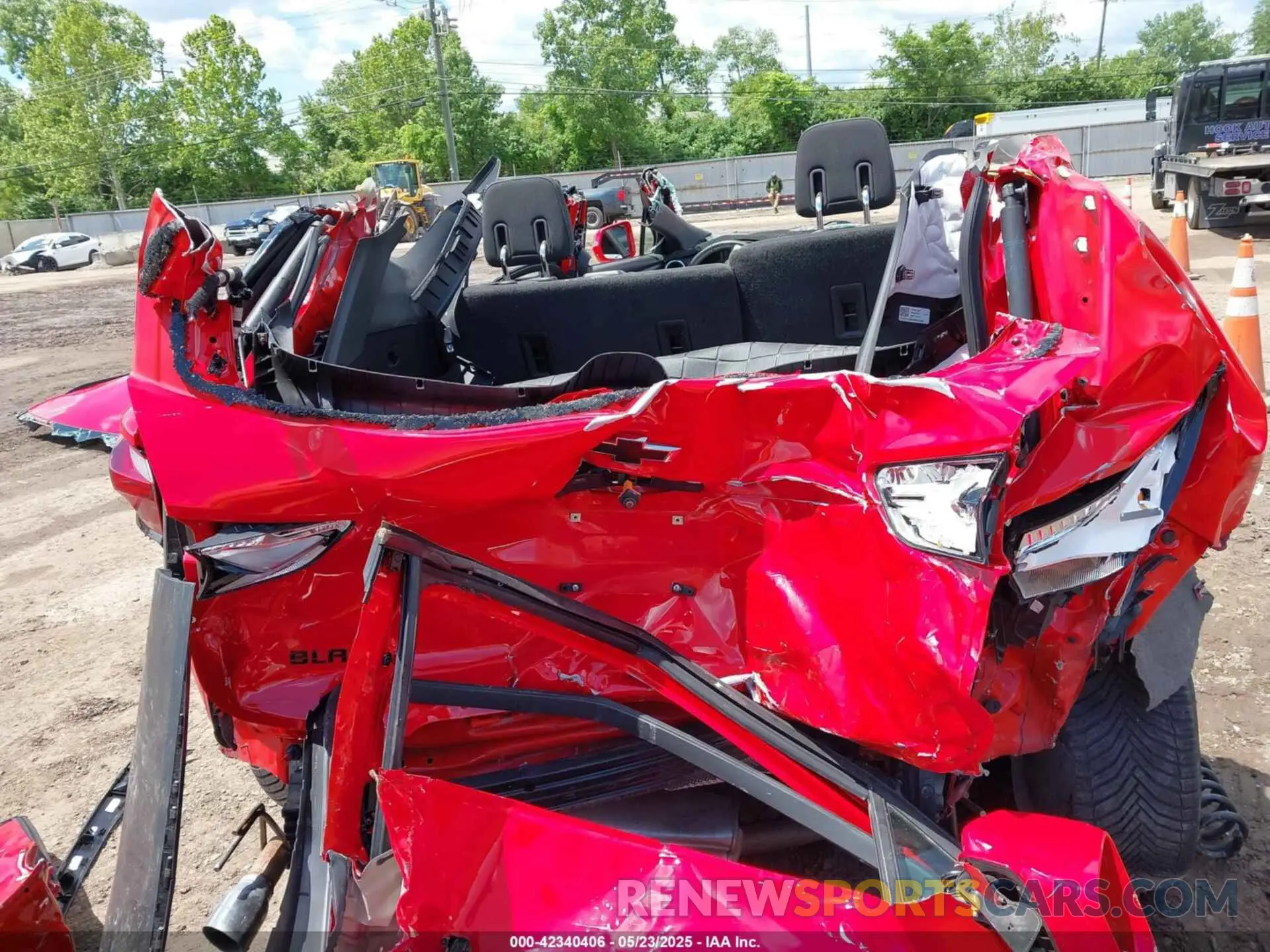 16 Photograph of a damaged car 3GNKBBRA8KS689220 CHEVROLET BLAZER 2019