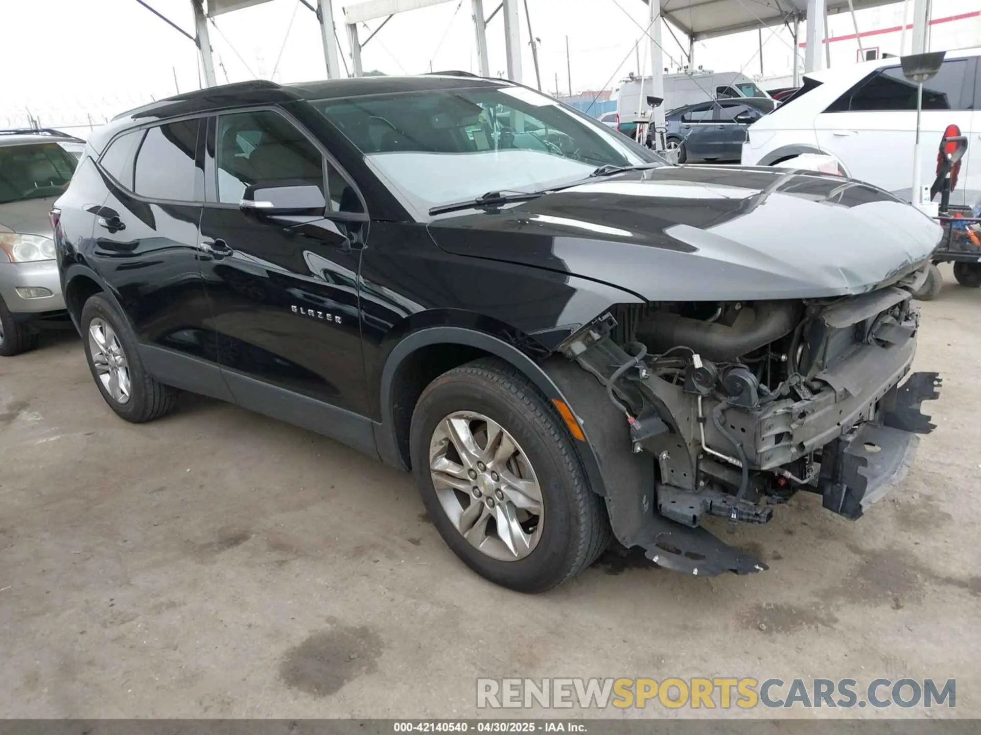 1 Photograph of a damaged car 3GNKBBRA8KS690478 CHEVROLET BLAZER 2019