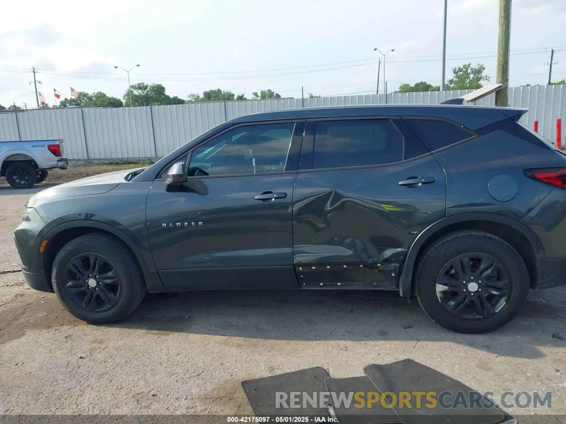 14 Photograph of a damaged car 3GNKBBRA9KS614249 CHEVROLET BLAZER 2019