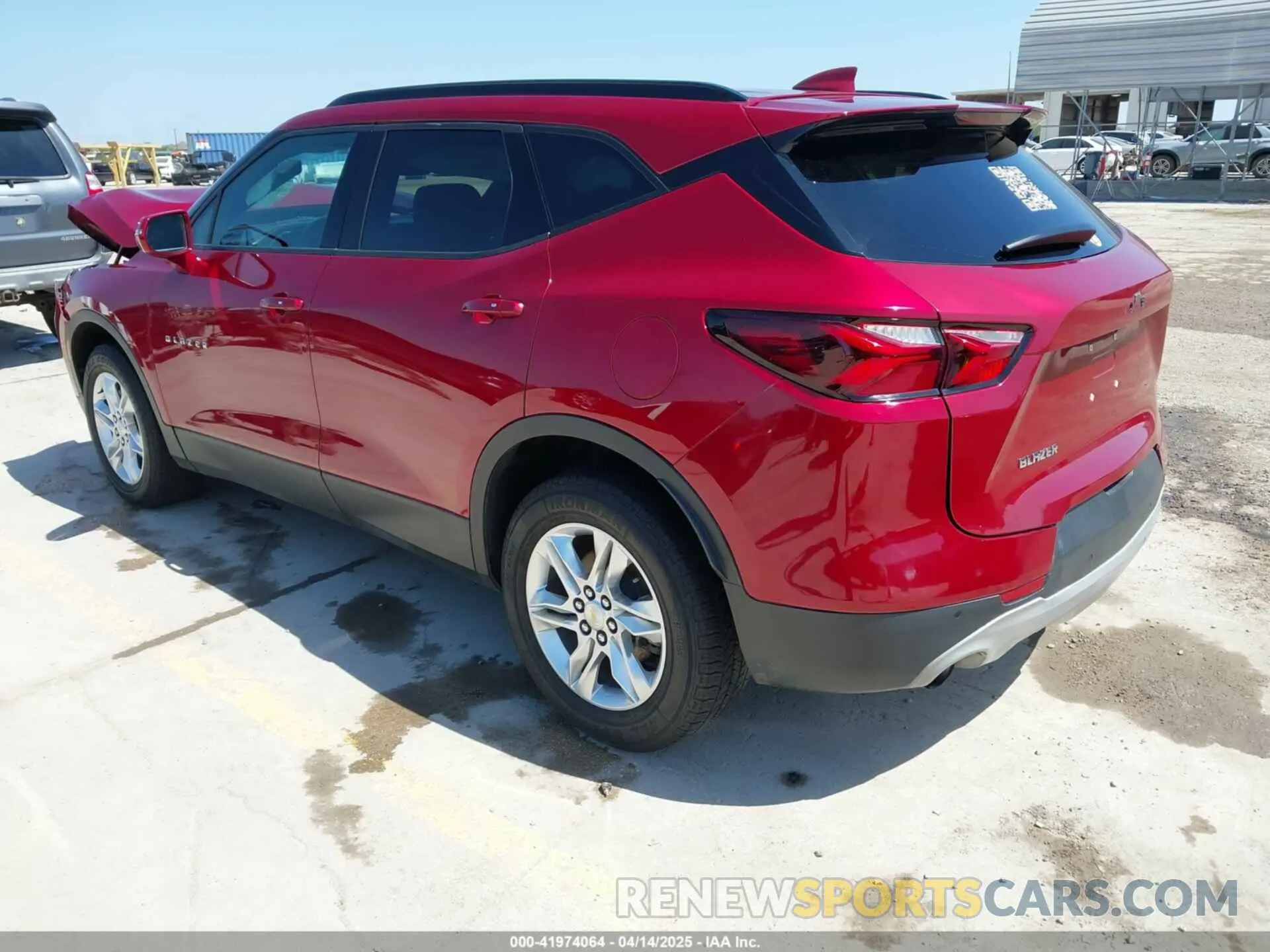 3 Photograph of a damaged car 3GNKBBRA9KS701956 CHEVROLET BLAZER 2019