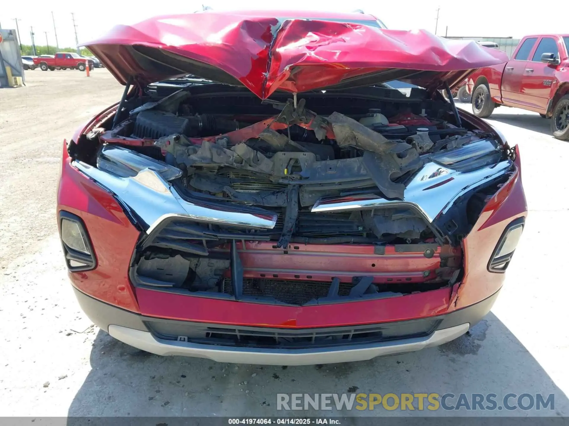 6 Photograph of a damaged car 3GNKBBRA9KS701956 CHEVROLET BLAZER 2019