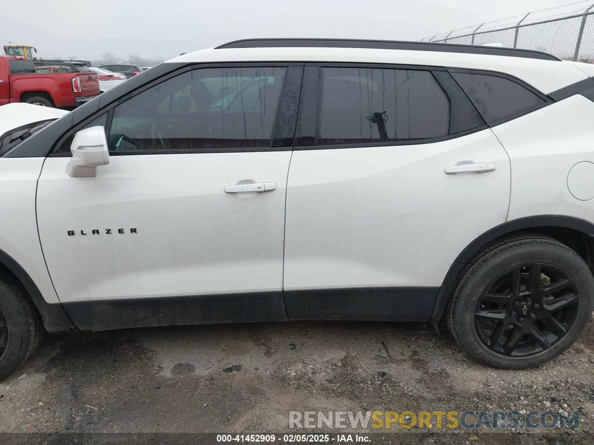 14 Photograph of a damaged car 3GNKBBRAXKS656090 CHEVROLET BLAZER 2019