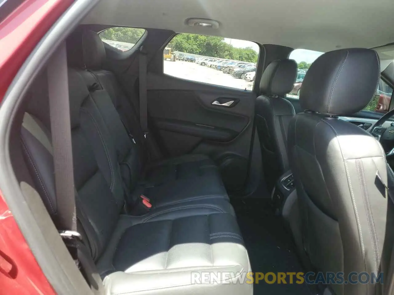 11 Photograph of a damaged car 3GNKBBRAXKS674136 CHEVROLET BLAZER 2019