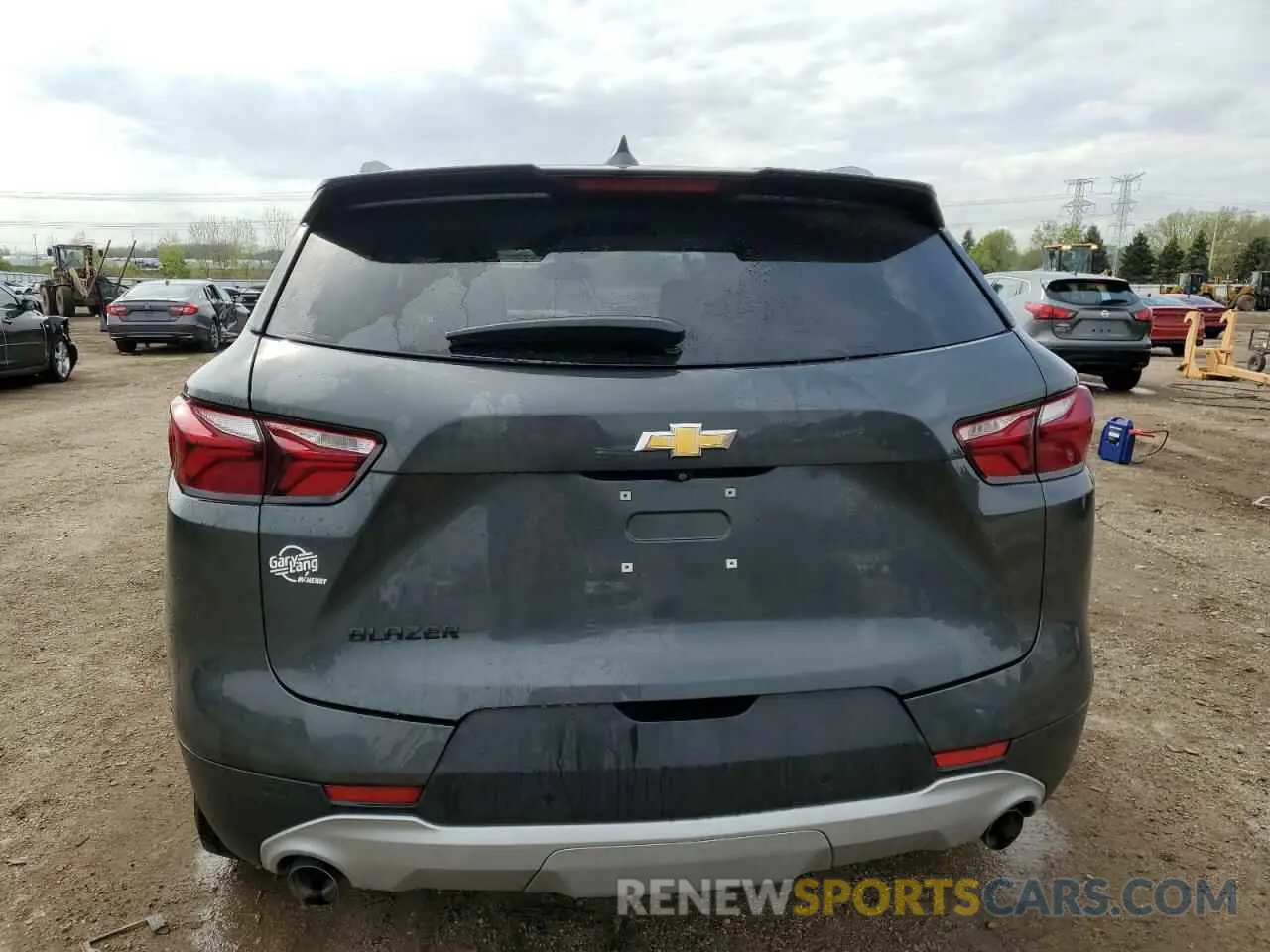 6 Photograph of a damaged car 3GNKBCRS1KS590124 CHEVROLET BLAZER 2019