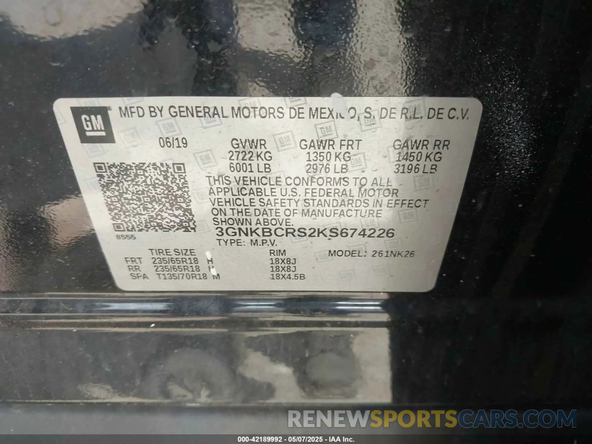 9 Photograph of a damaged car 3GNKBCRS2KS674226 CHEVROLET BLAZER 2019