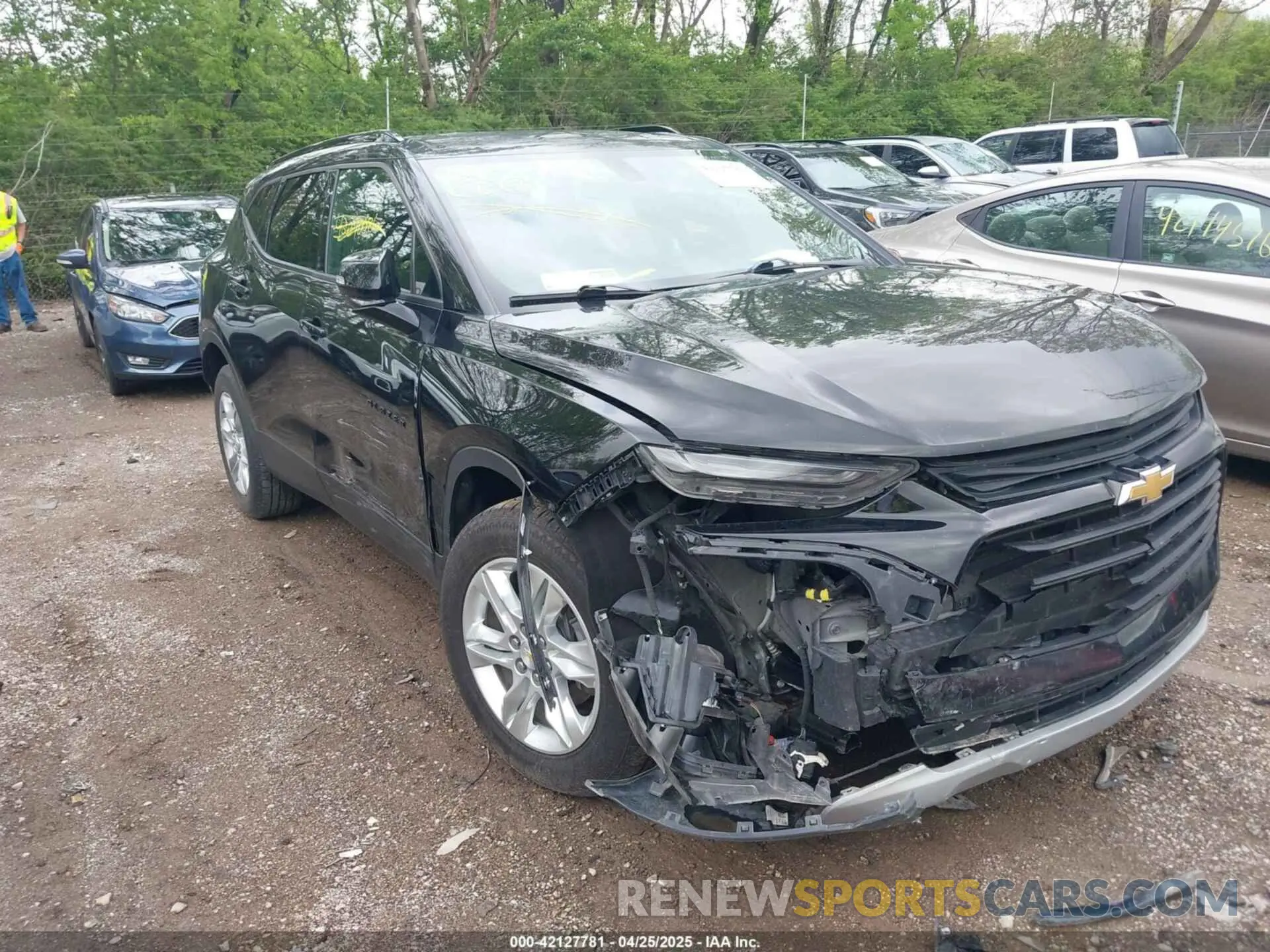 1 Photograph of a damaged car 3GNKBCRS5KS680456 CHEVROLET BLAZER 2019