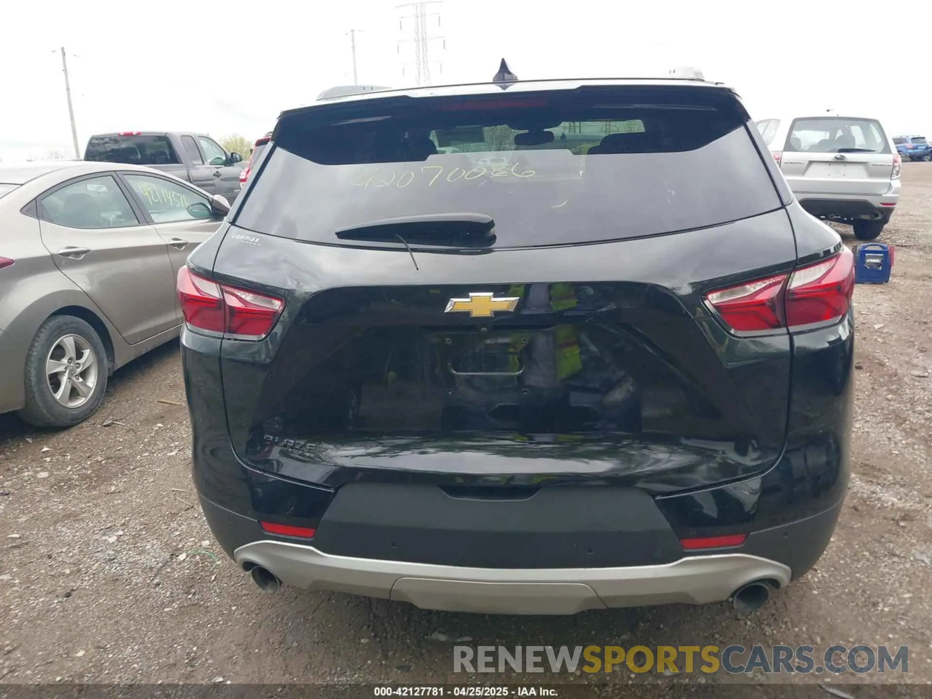 16 Photograph of a damaged car 3GNKBCRS5KS680456 CHEVROLET BLAZER 2019