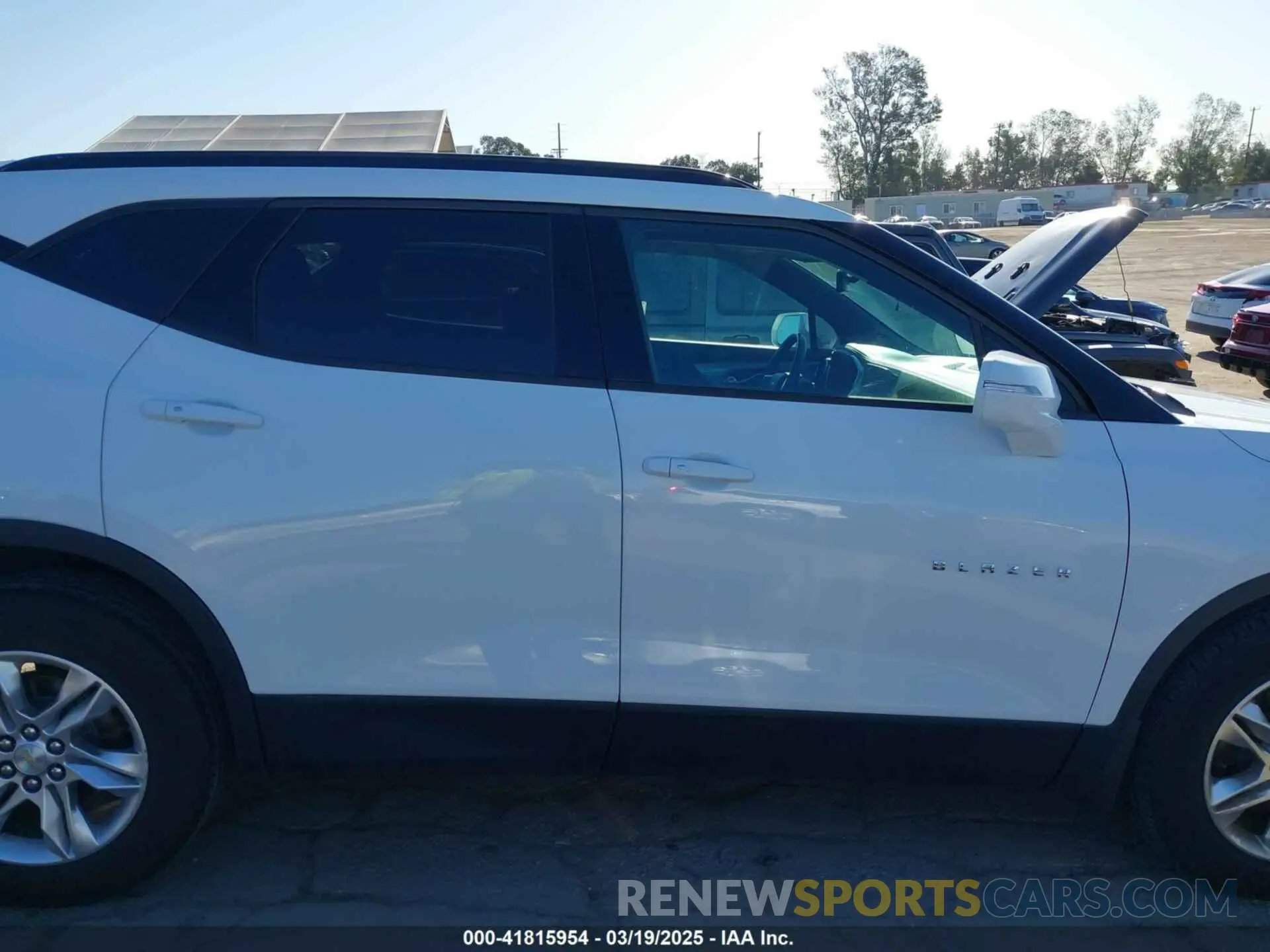 14 Photograph of a damaged car 3GNKBCRS7KS652674 CHEVROLET BLAZER 2019