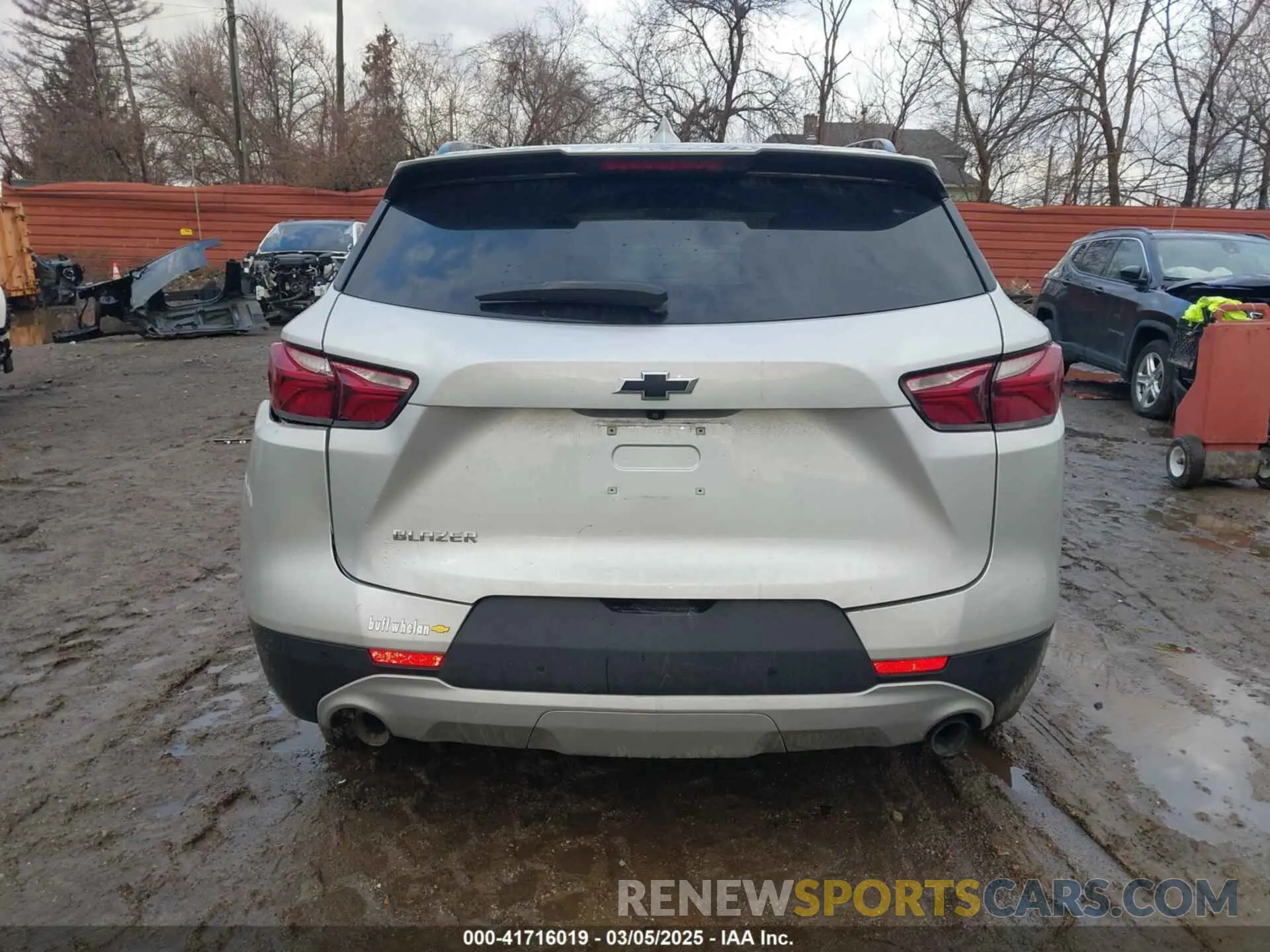 16 Photograph of a damaged car 3GNKBCRS7KS666395 CHEVROLET BLAZER 2019