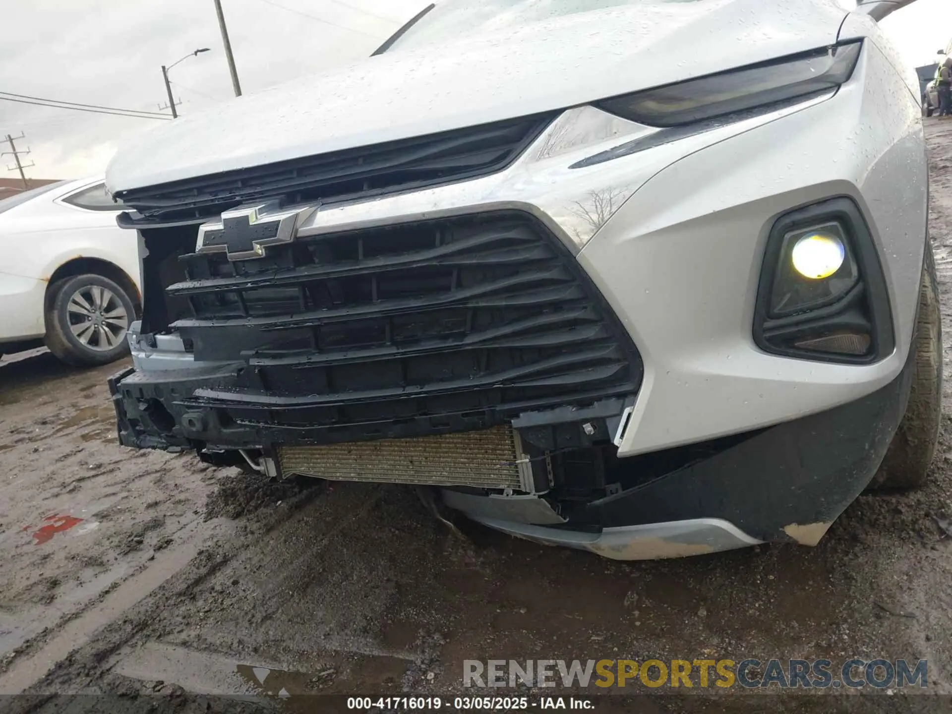 21 Photograph of a damaged car 3GNKBCRS7KS666395 CHEVROLET BLAZER 2019
