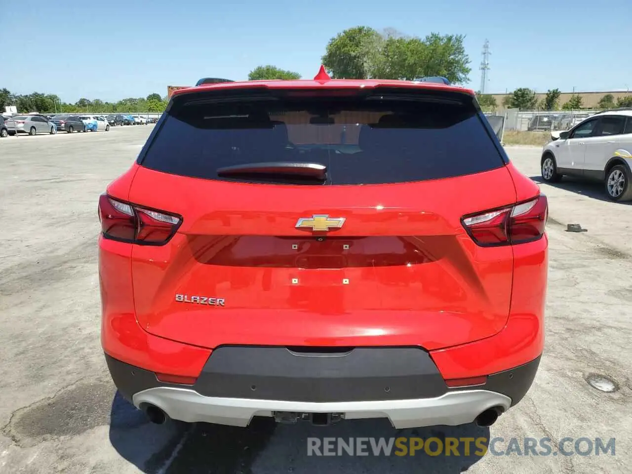 6 Photograph of a damaged car 3GNKBCRS7KS693175 CHEVROLET BLAZER 2019