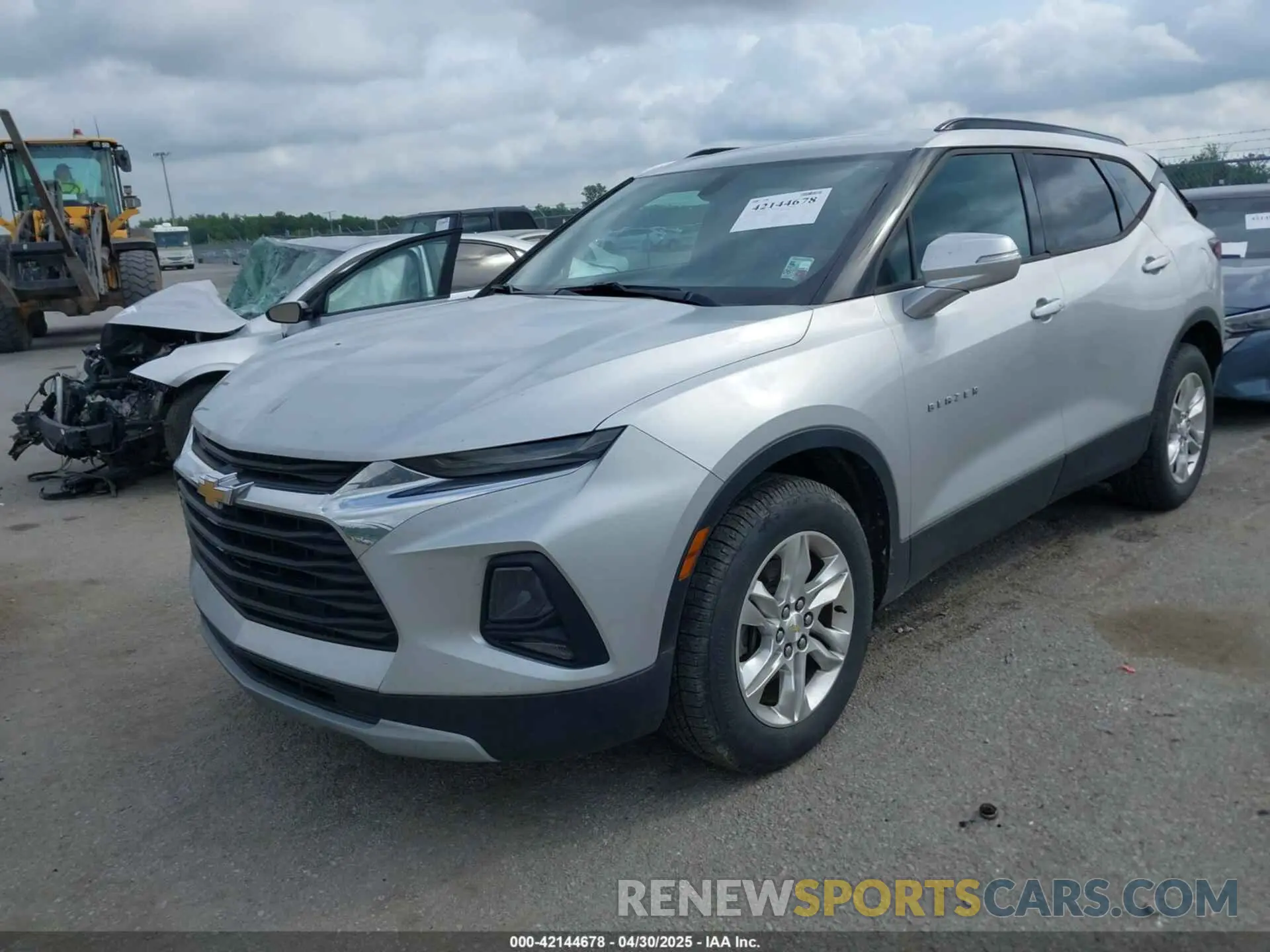 2 Photograph of a damaged car 3GNKBCRS8KS657026 CHEVROLET BLAZER 2019
