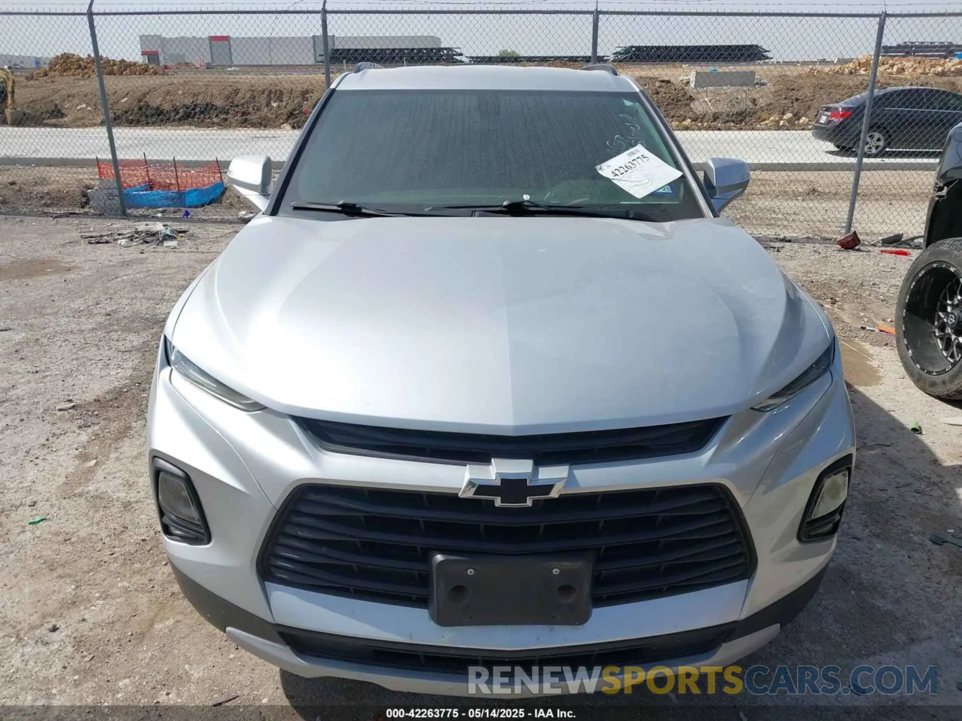 6 Photograph of a damaged car 3GNKBCRS8KS682122 CHEVROLET BLAZER 2019