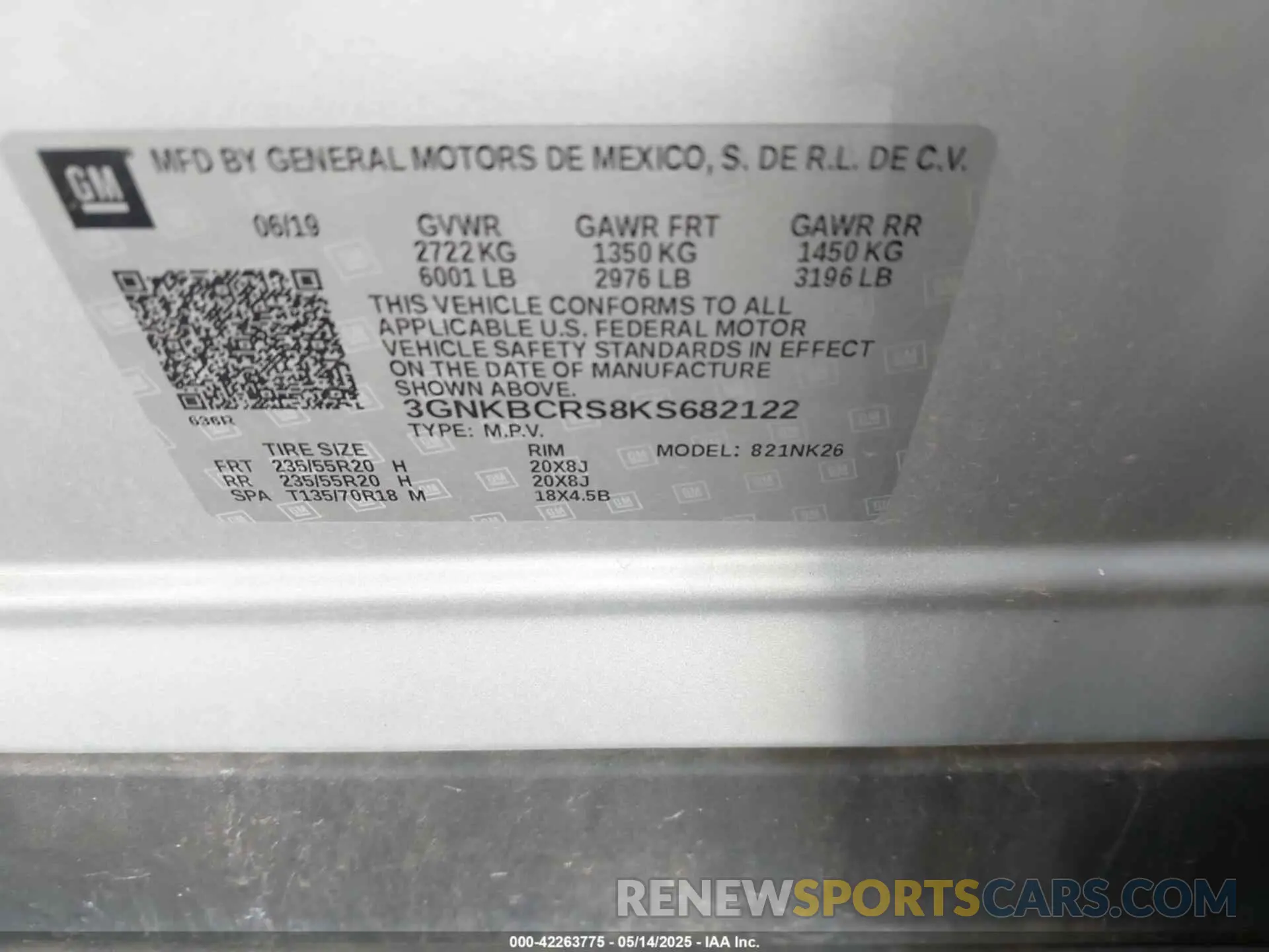 9 Photograph of a damaged car 3GNKBCRS8KS682122 CHEVROLET BLAZER 2019