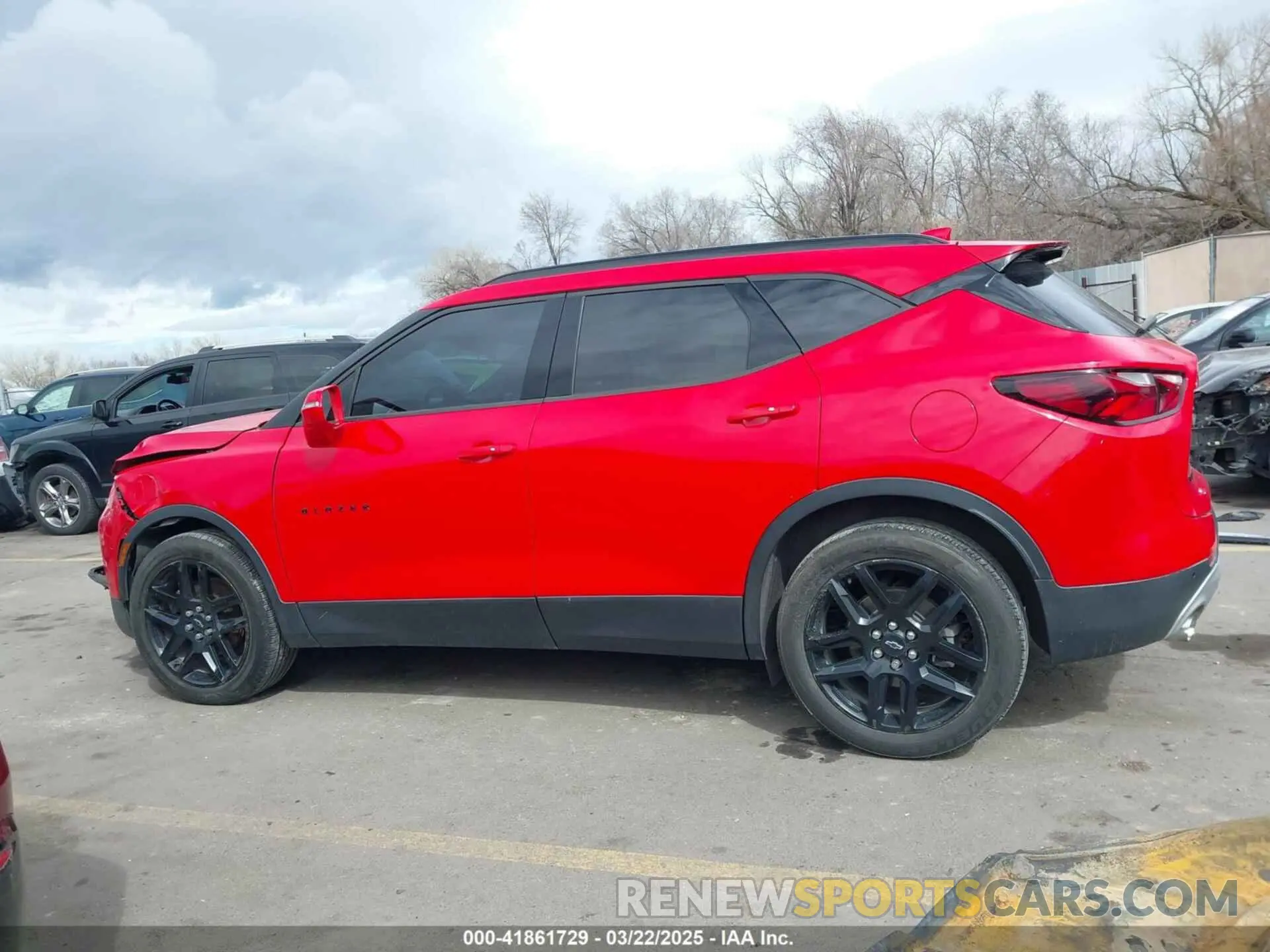 13 Photograph of a damaged car 3GNKBCRS8KS696988 CHEVROLET BLAZER 2019