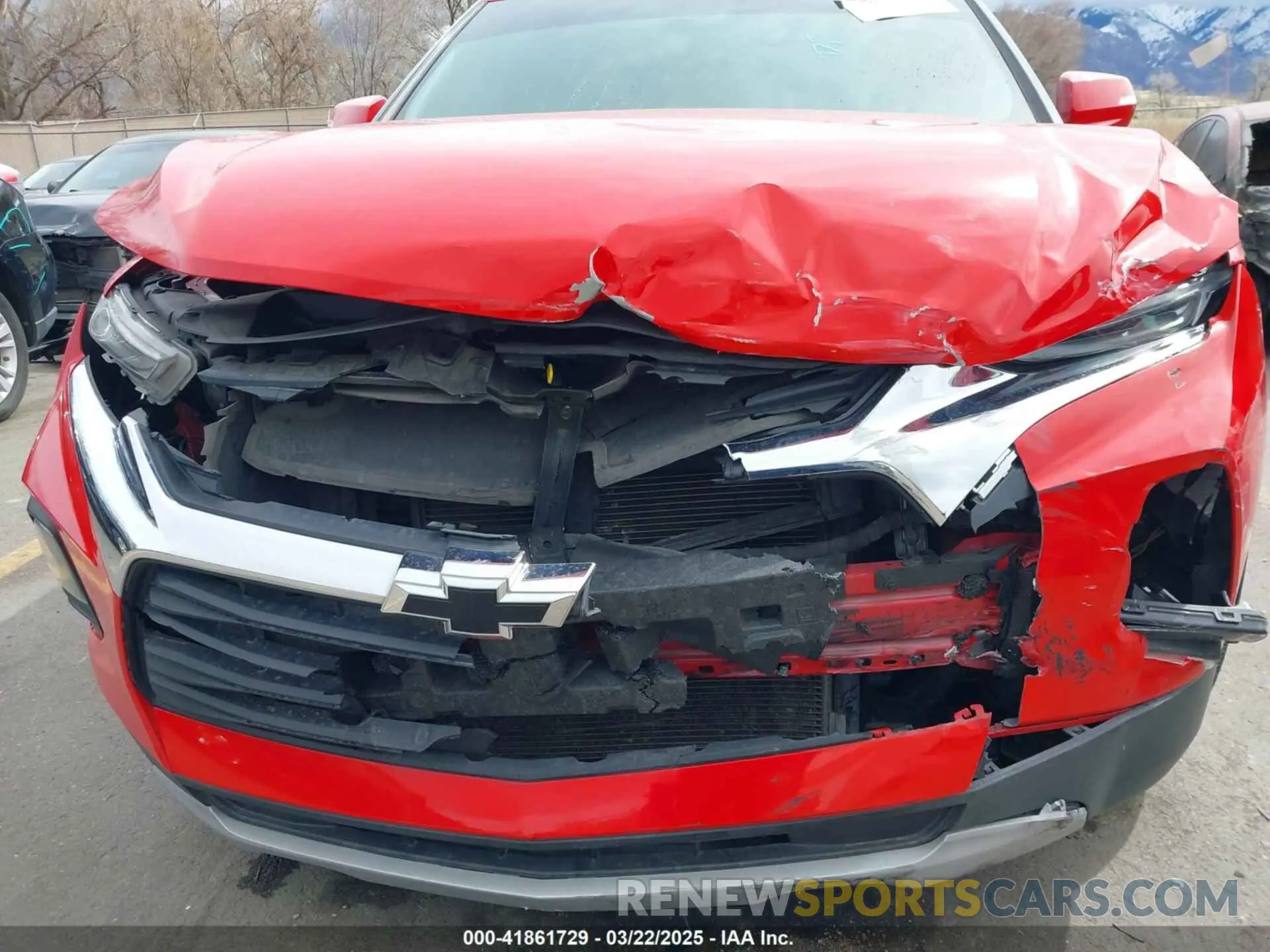 6 Photograph of a damaged car 3GNKBCRS8KS696988 CHEVROLET BLAZER 2019