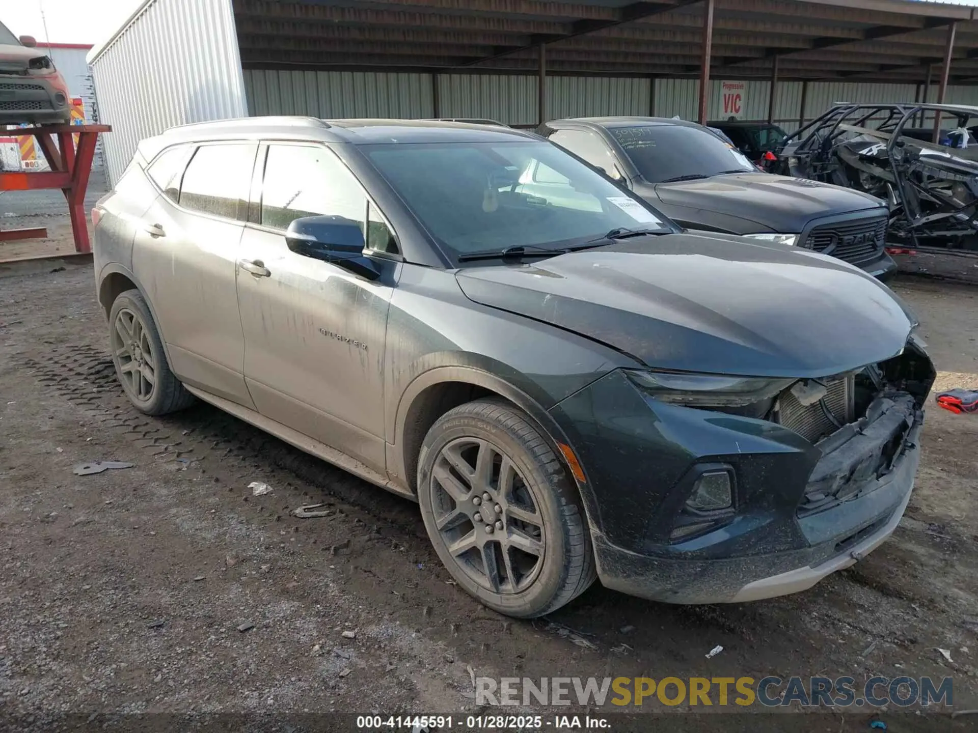 1 Photograph of a damaged car 3GNKBCRS9KS692710 CHEVROLET BLAZER 2019