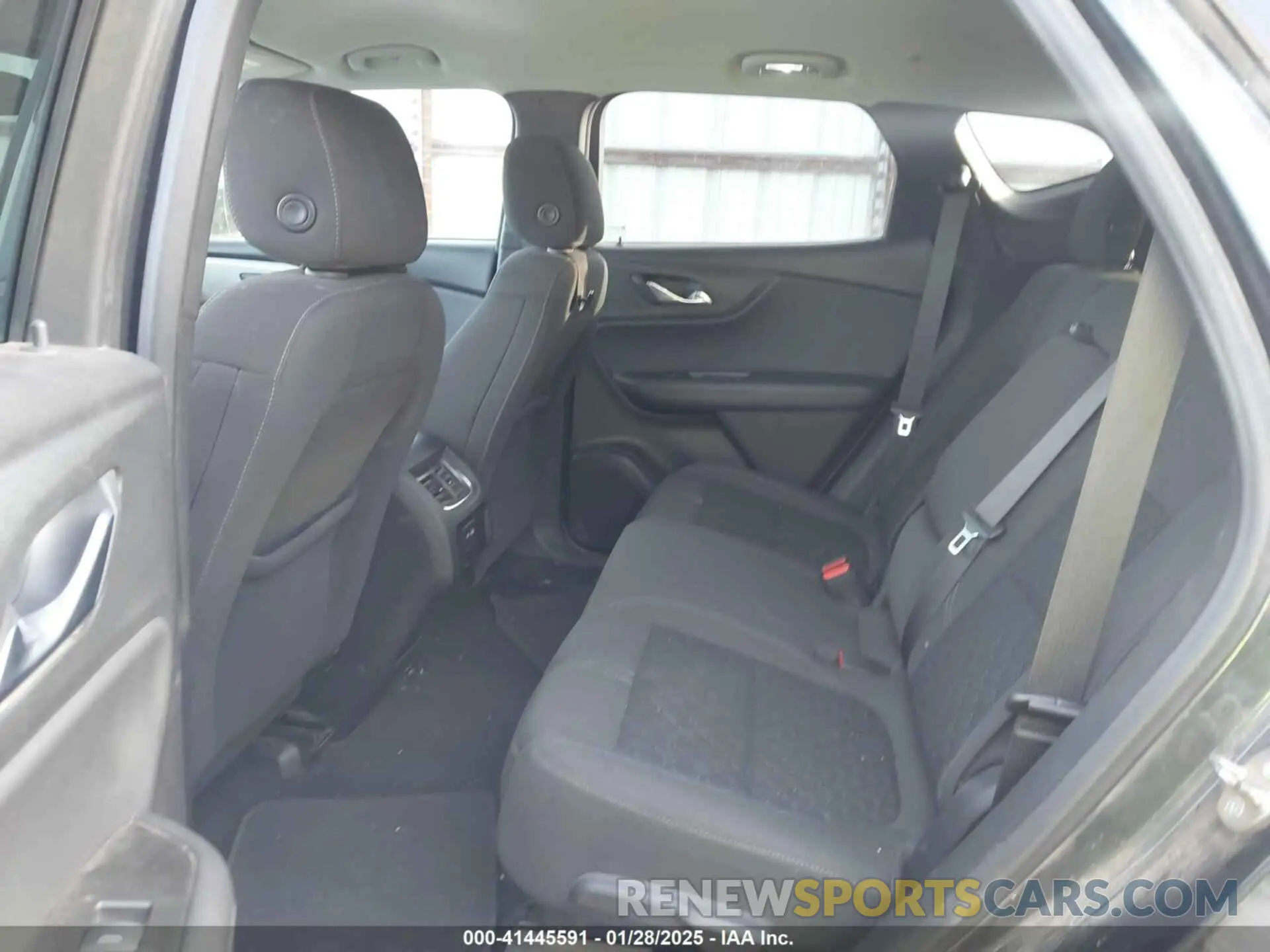 8 Photograph of a damaged car 3GNKBCRS9KS692710 CHEVROLET BLAZER 2019