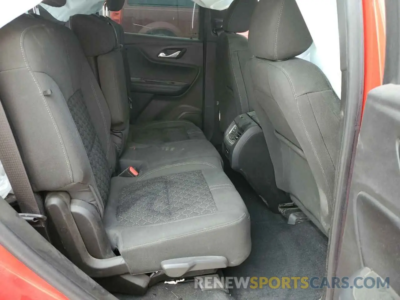 12 Photograph of a damaged car 3GNKBCRSXKS659991 CHEVROLET BLAZER 2019