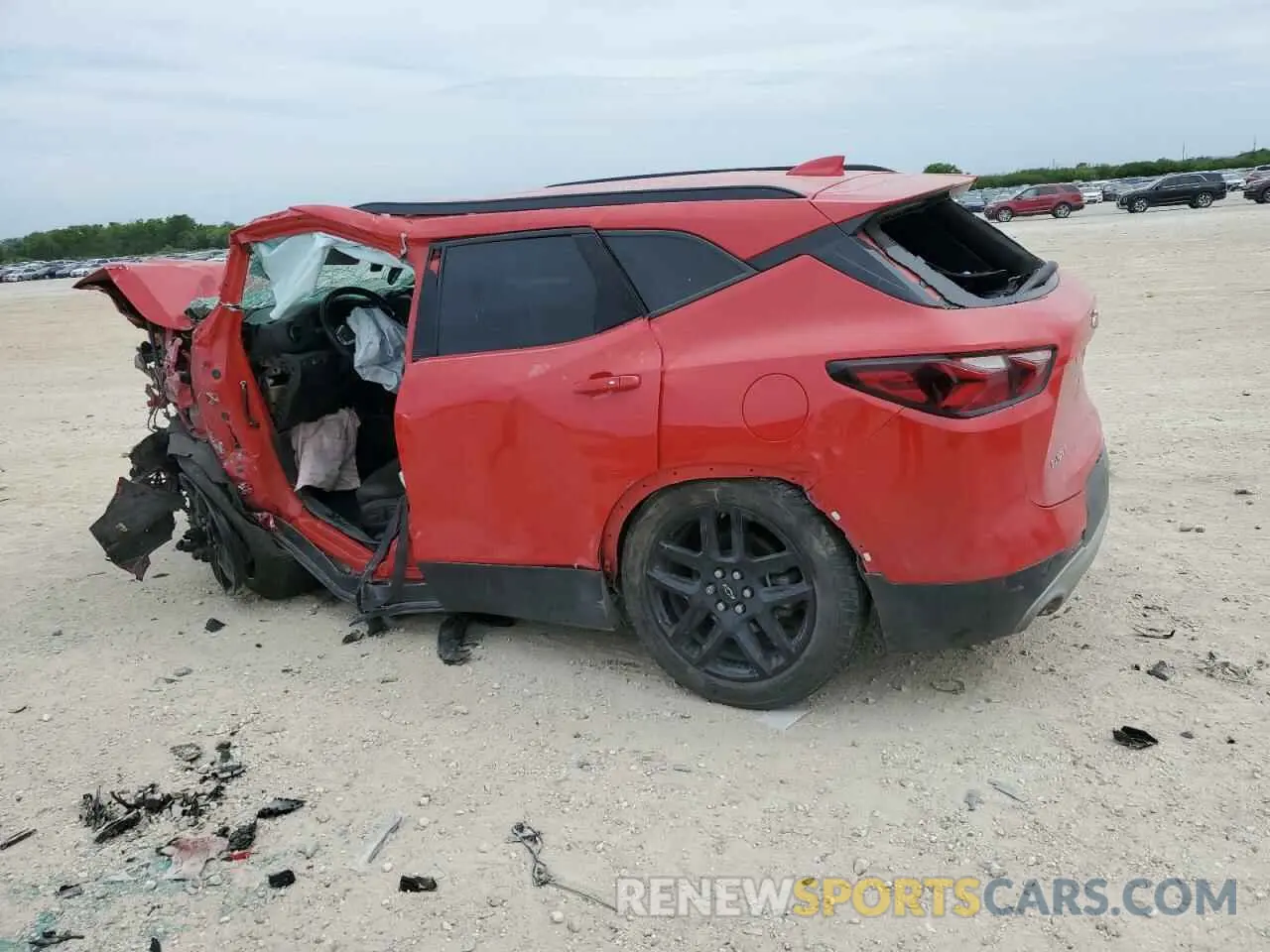 2 Photograph of a damaged car 3GNKBCRSXKS659991 CHEVROLET BLAZER 2019