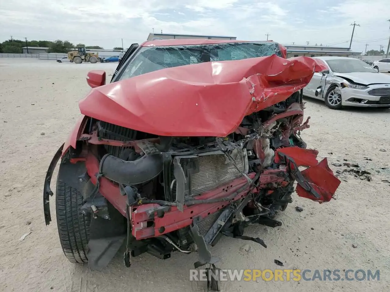 5 Photograph of a damaged car 3GNKBCRSXKS659991 CHEVROLET BLAZER 2019
