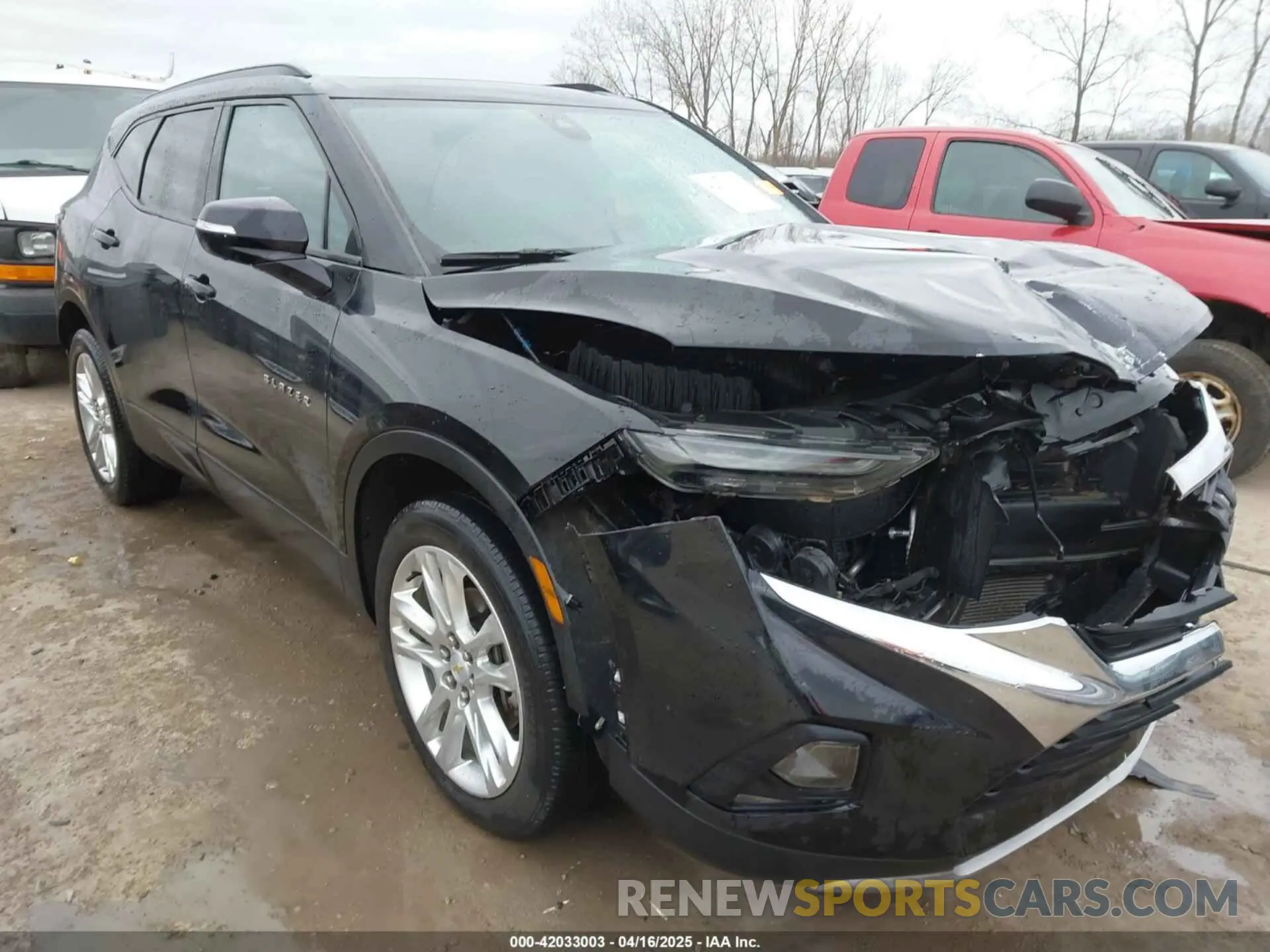 1 Photograph of a damaged car 3GNKBDRS0KS666082 CHEVROLET BLAZER 2019