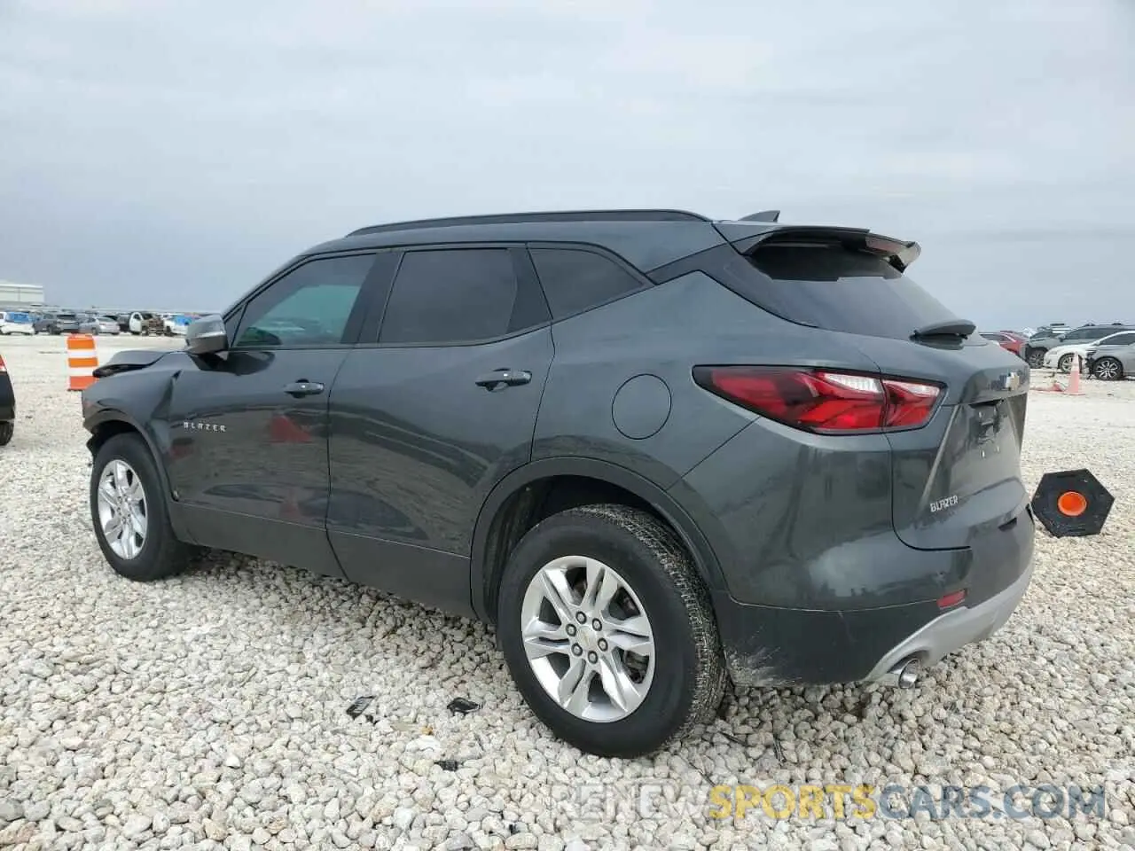 2 Photograph of a damaged car 3GNKBDRS0KS682489 CHEVROLET BLAZER 2019