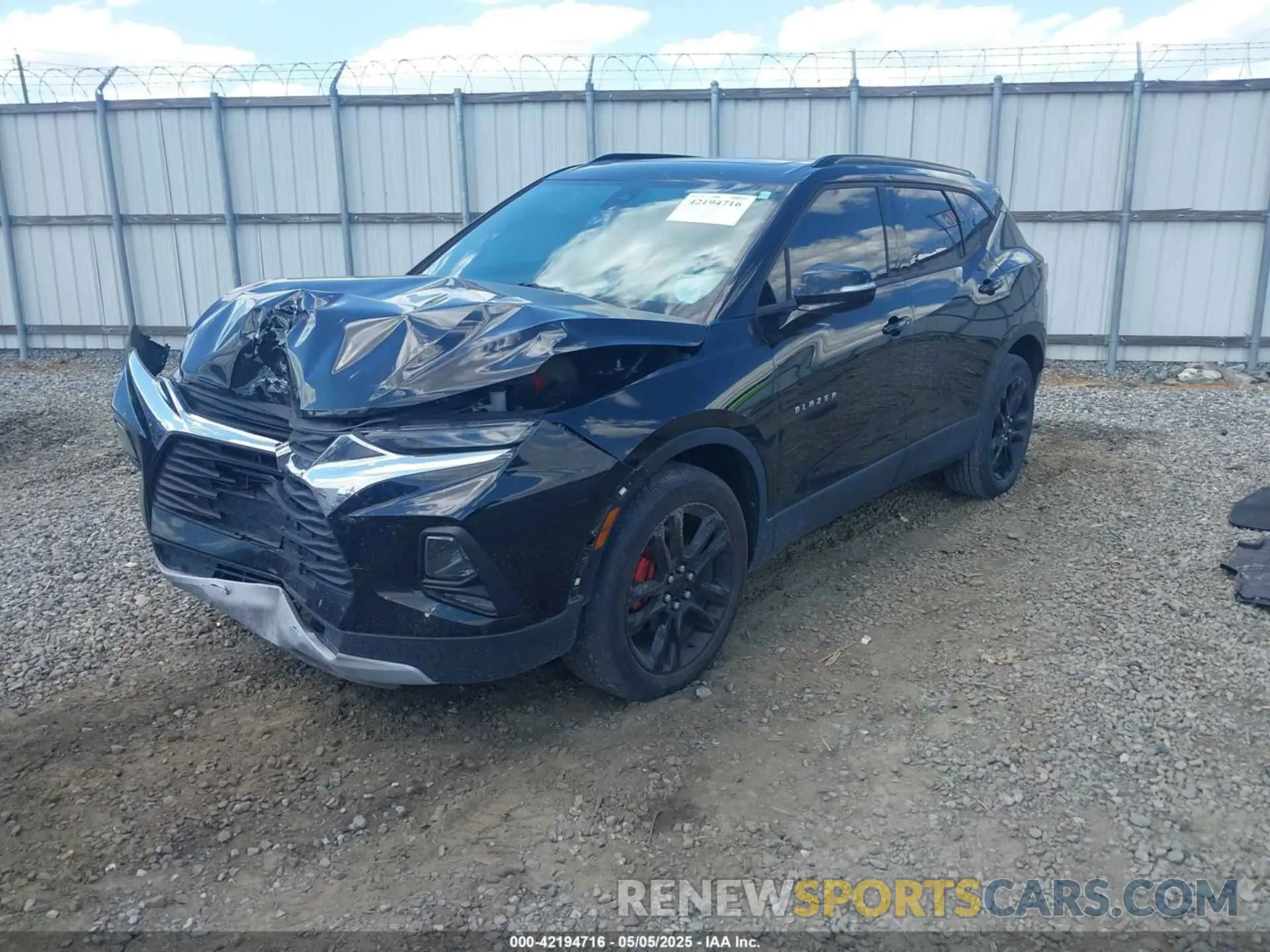 2 Photograph of a damaged car 3GNKBDRS1KS666169 CHEVROLET BLAZER 2019