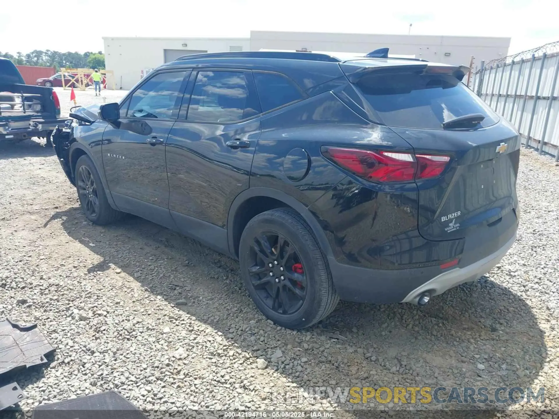 3 Photograph of a damaged car 3GNKBDRS1KS666169 CHEVROLET BLAZER 2019