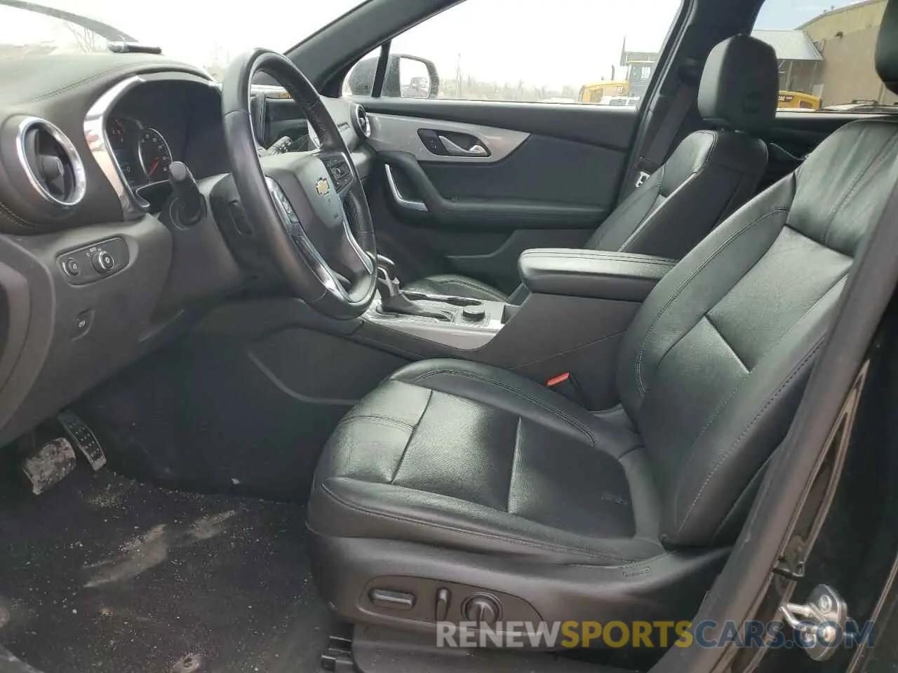 7 Photograph of a damaged car 3GNKBDRS2KS600021 CHEVROLET BLAZER 2019