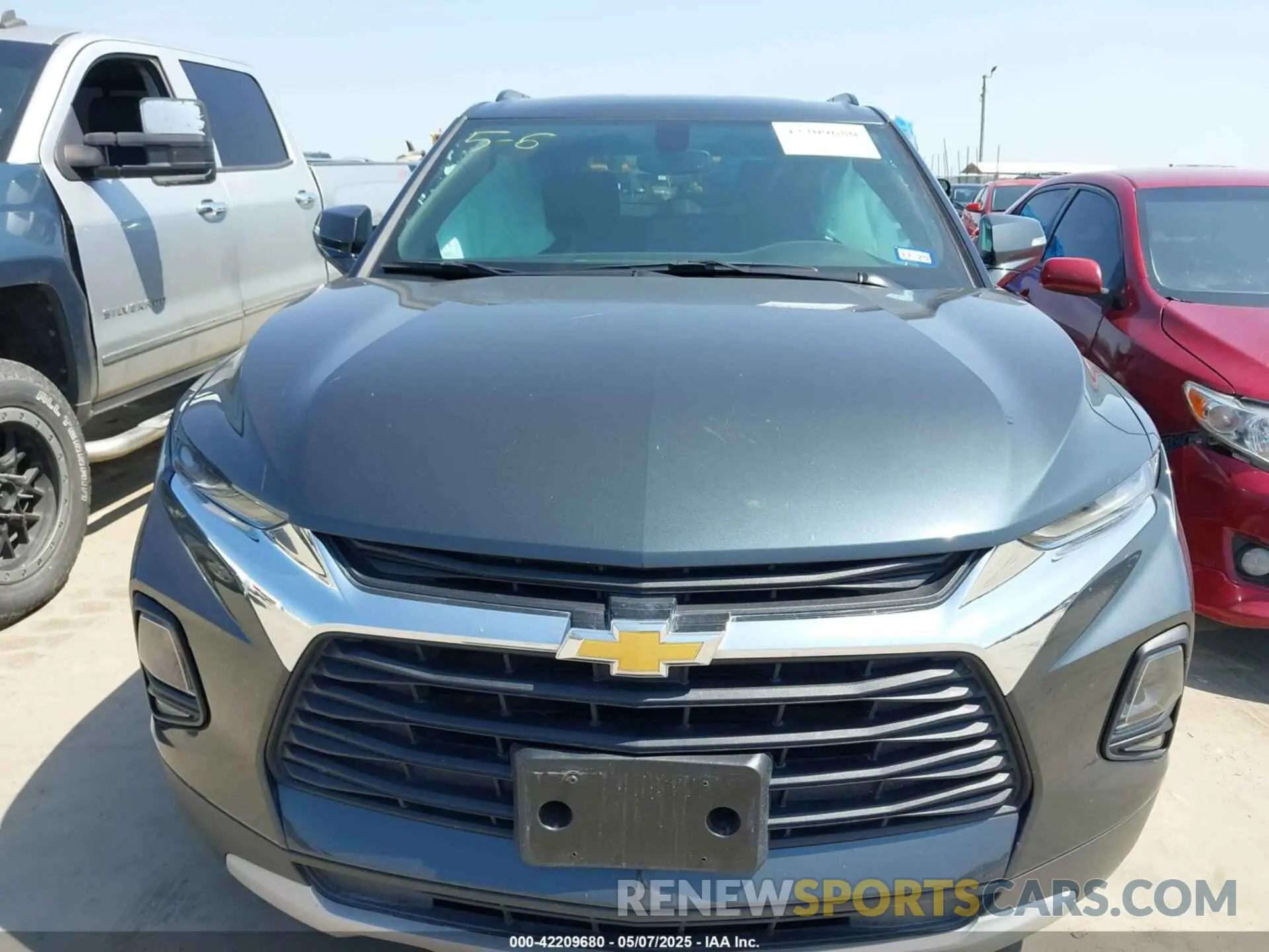 12 Photograph of a damaged car 3GNKBDRS7KS590179 CHEVROLET BLAZER 2019
