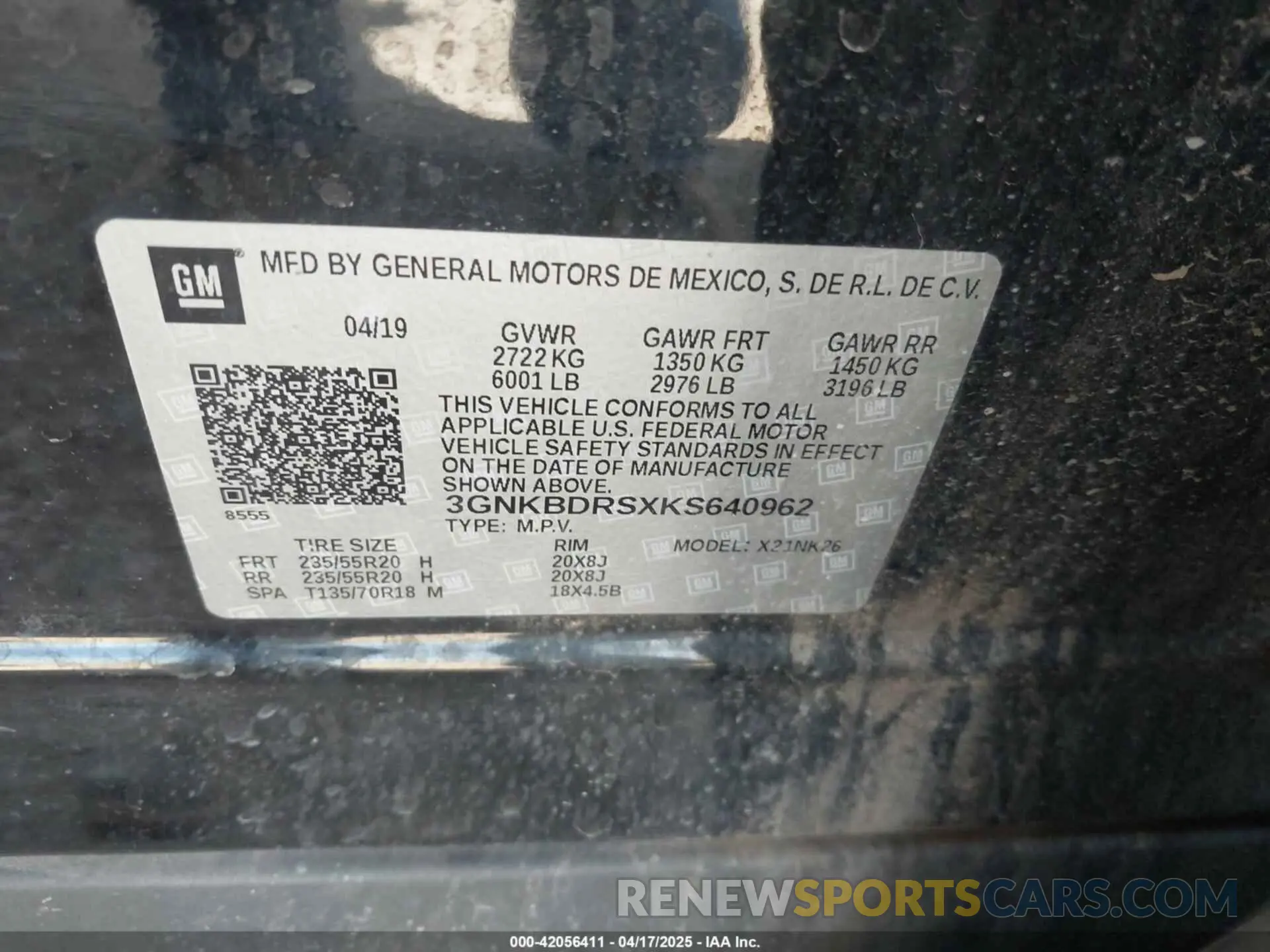 9 Photograph of a damaged car 3GNKBDRSXKS640962 CHEVROLET BLAZER 2019
