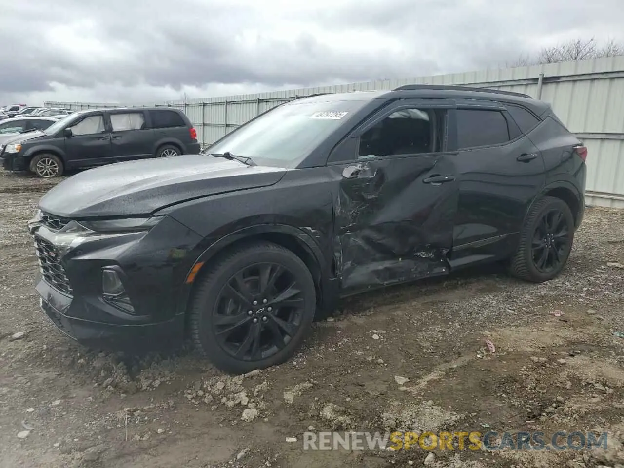 1 Photograph of a damaged car 3GNKBERS0KS581975 CHEVROLET BLAZER 2019
