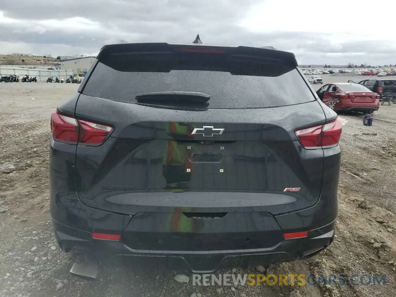 6 Photograph of a damaged car 3GNKBERS0KS581975 CHEVROLET BLAZER 2019
