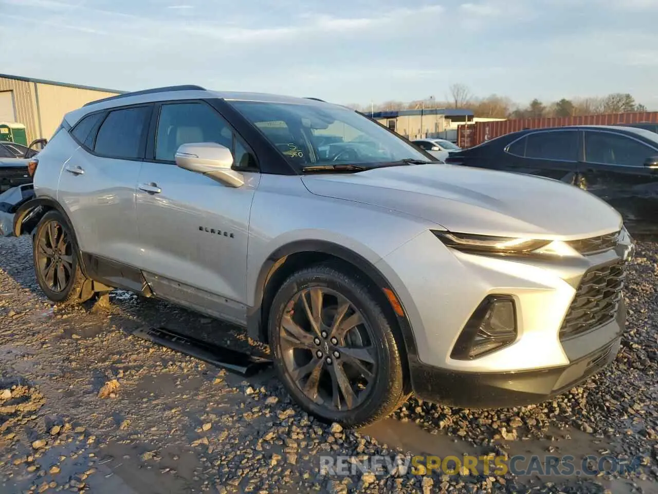 4 Photograph of a damaged car 3GNKBERS1KS673158 CHEVROLET BLAZER 2019