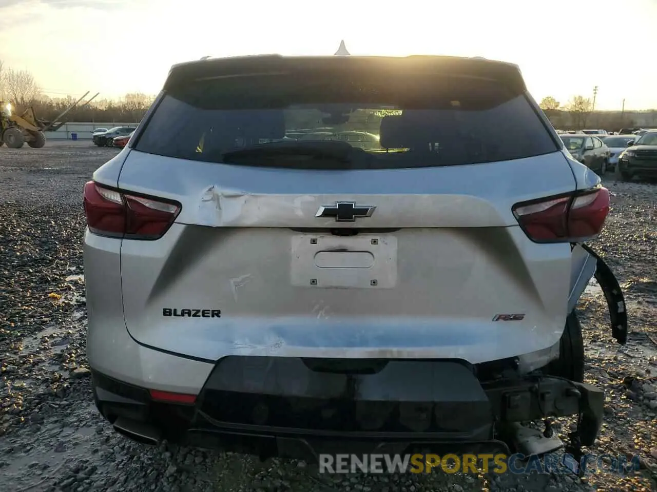 6 Photograph of a damaged car 3GNKBERS1KS673158 CHEVROLET BLAZER 2019