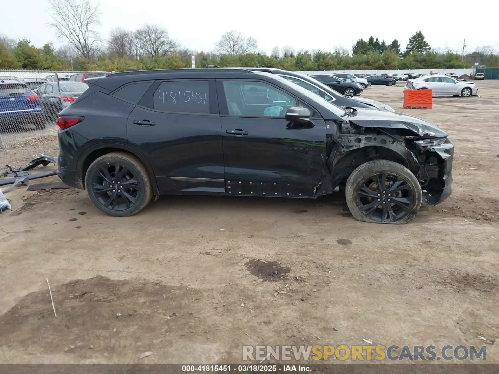 14 Photograph of a damaged car 3GNKBERS2KS686369 CHEVROLET BLAZER 2019