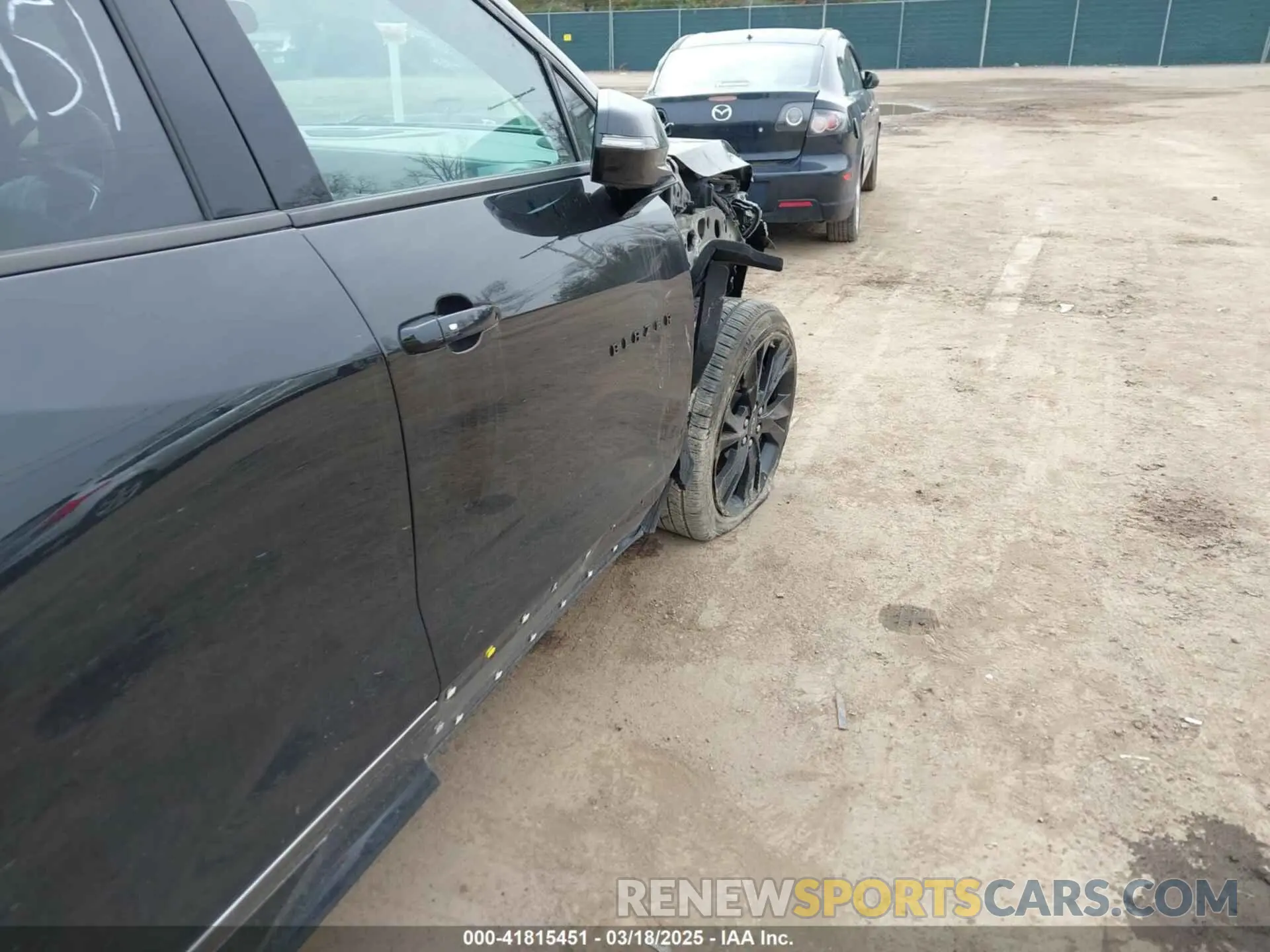 6 Photograph of a damaged car 3GNKBERS2KS686369 CHEVROLET BLAZER 2019