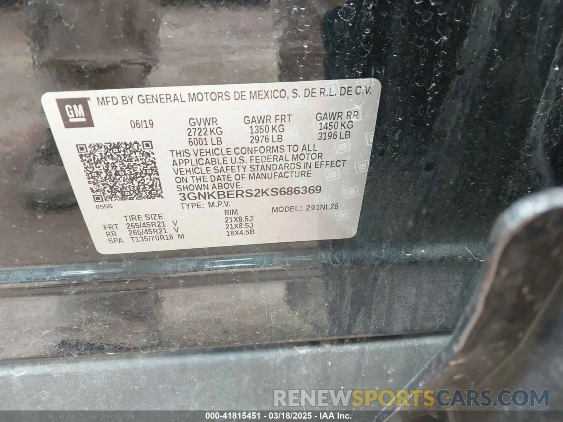 9 Photograph of a damaged car 3GNKBERS2KS686369 CHEVROLET BLAZER 2019