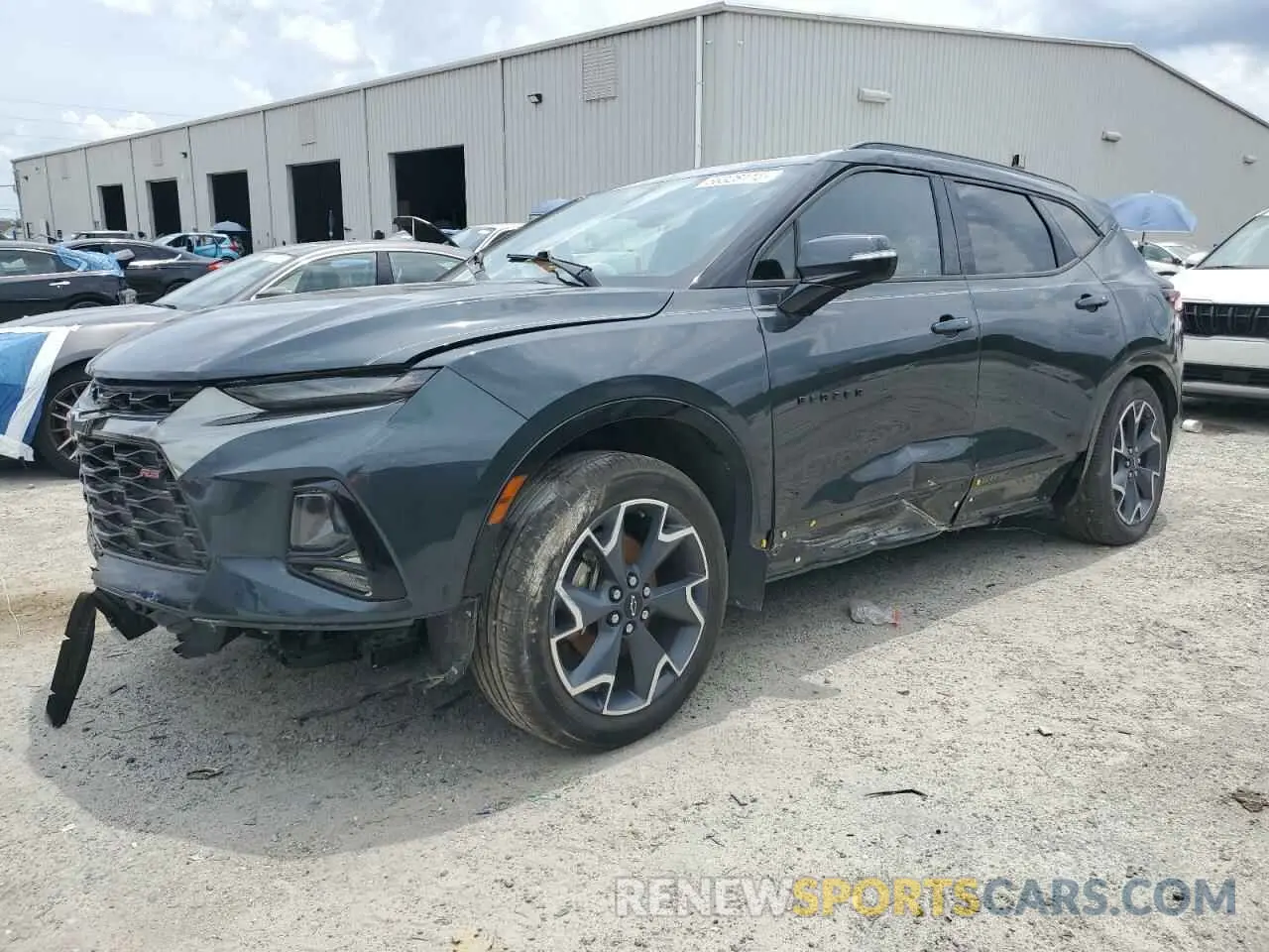 1 Photograph of a damaged car 3GNKBERS2KS696836 CHEVROLET BLAZER 2019