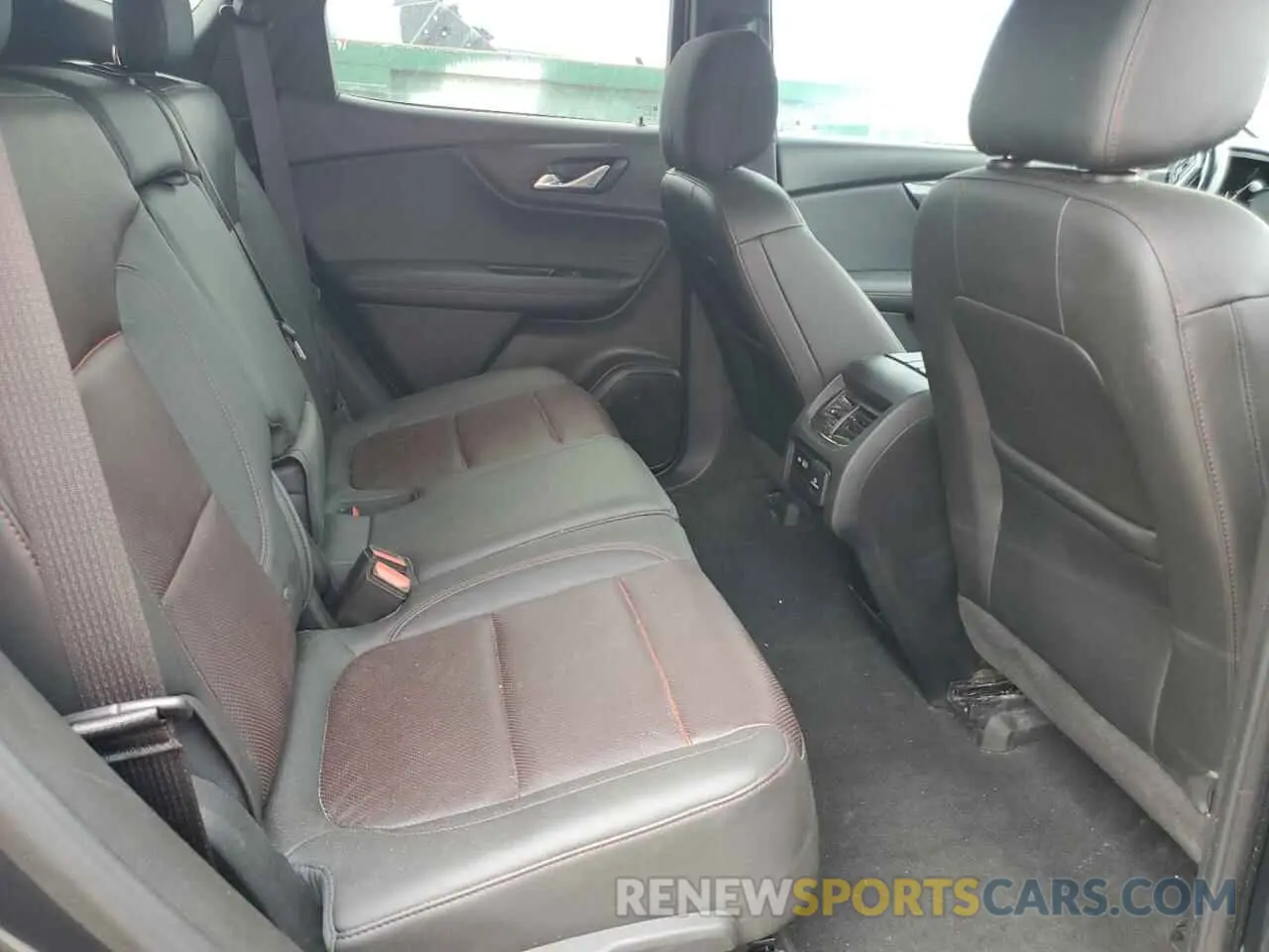 11 Photograph of a damaged car 3GNKBERS2KS696836 CHEVROLET BLAZER 2019