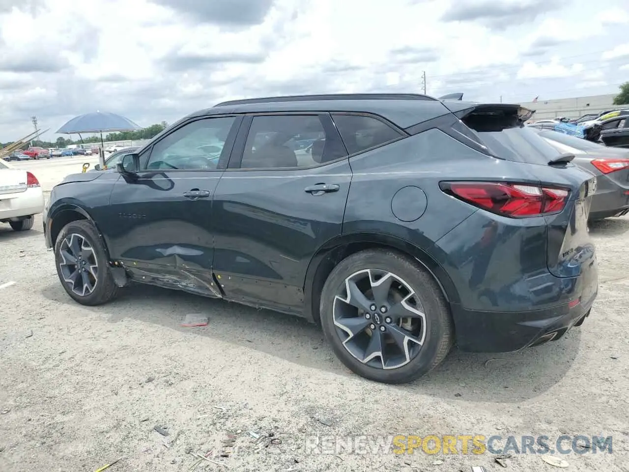 2 Photograph of a damaged car 3GNKBERS2KS696836 CHEVROLET BLAZER 2019