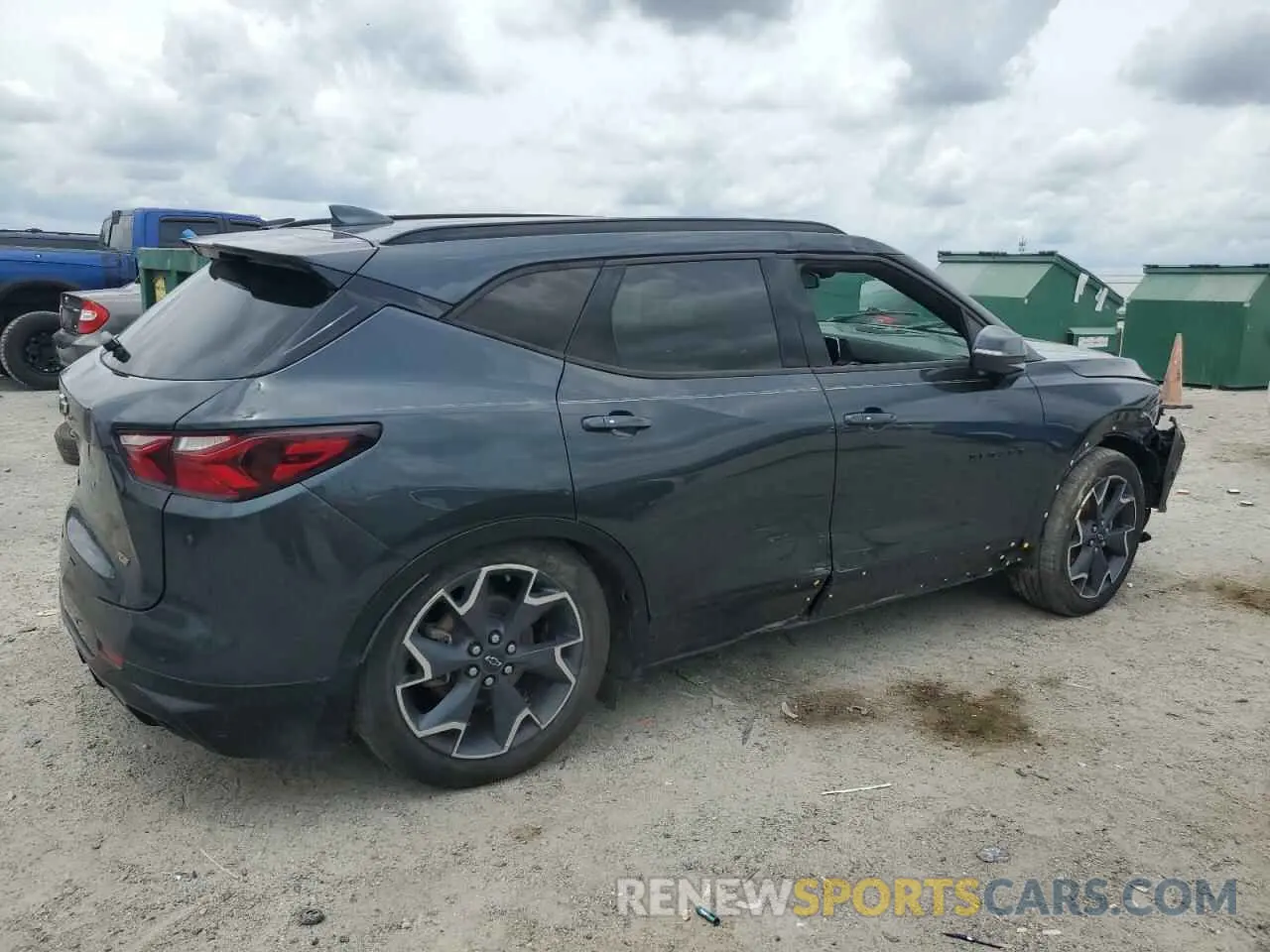 3 Photograph of a damaged car 3GNKBERS2KS696836 CHEVROLET BLAZER 2019