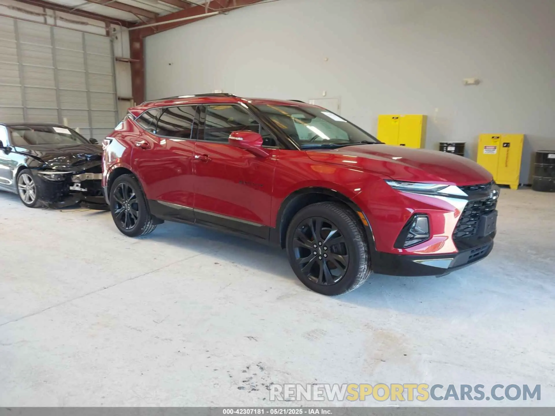 1 Photograph of a damaged car 3GNKBERS3KS681486 CHEVROLET BLAZER 2019